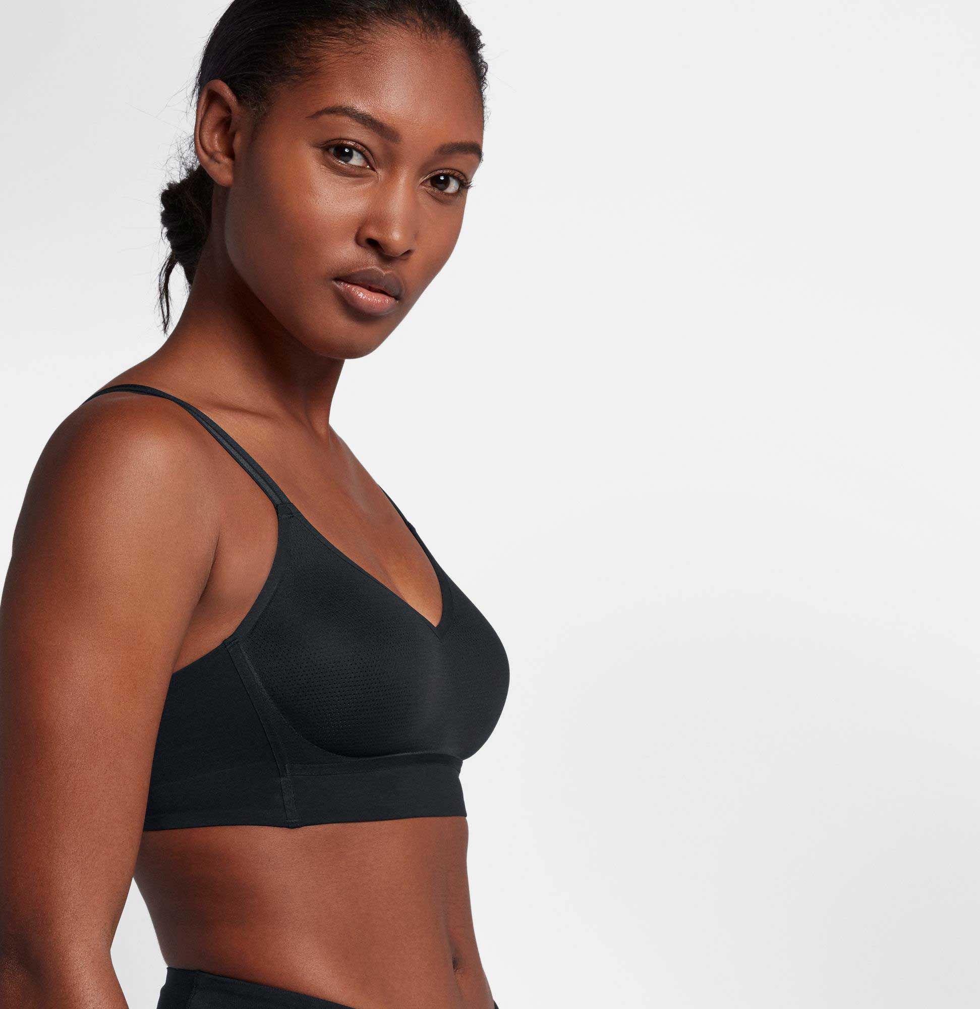 nike indy breathe sports bh