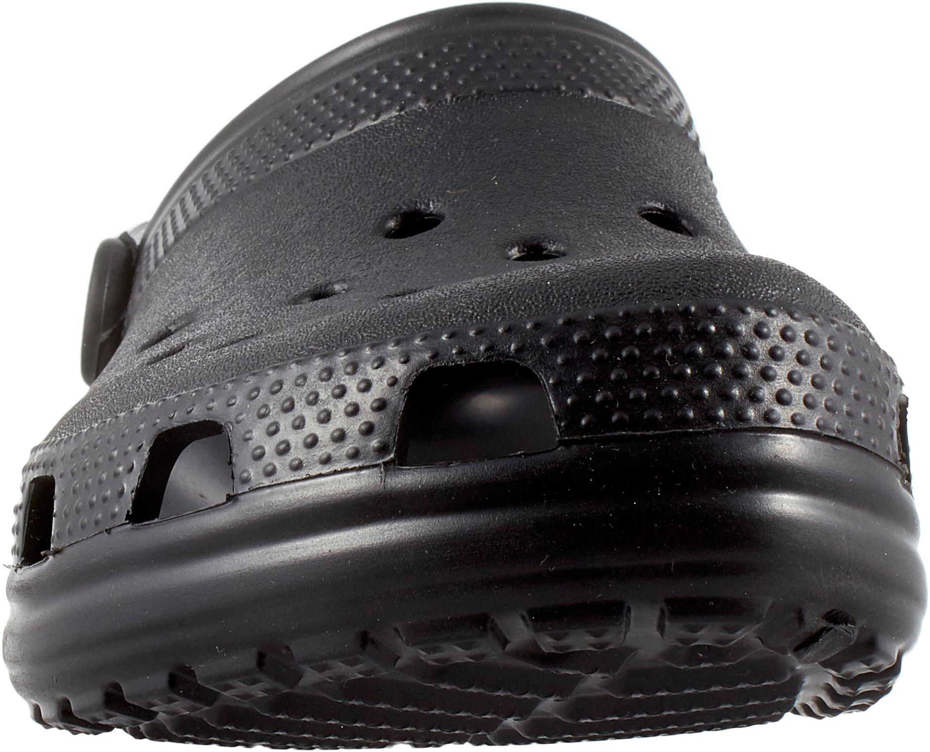 adult classic crocs