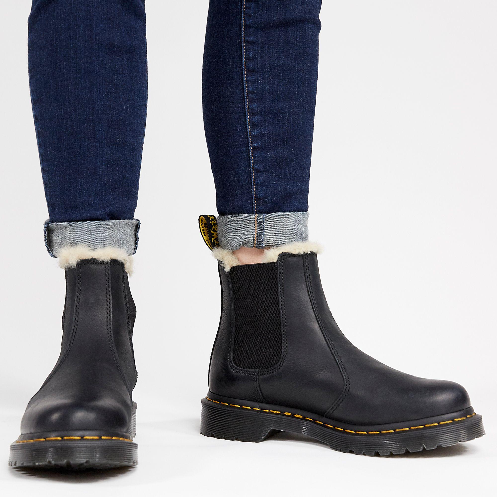 Dr. Martens 2976 Leonore Lined Chelsea Winter Boots in Black - Lyst
