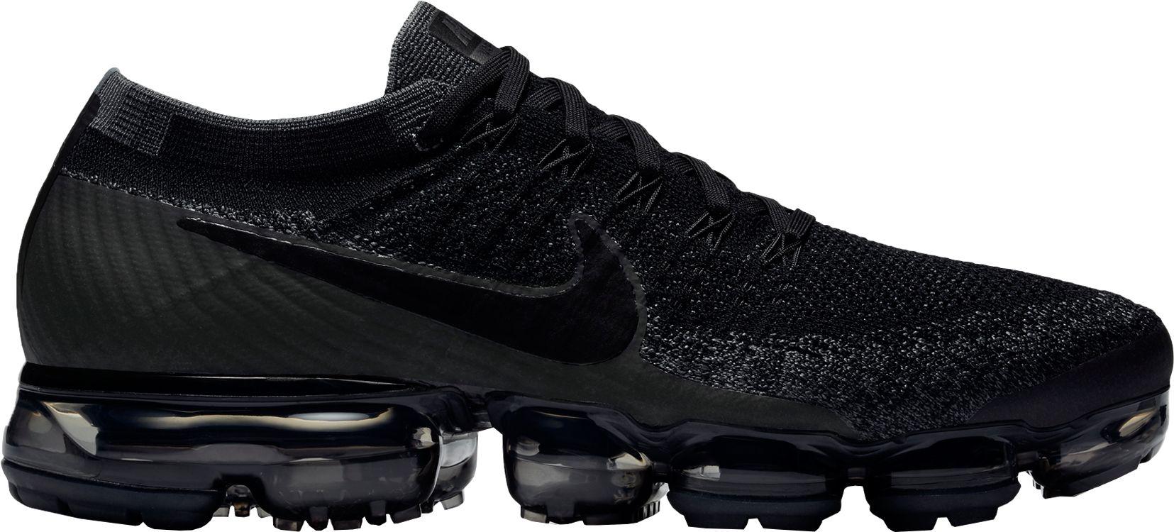 black vapormax men