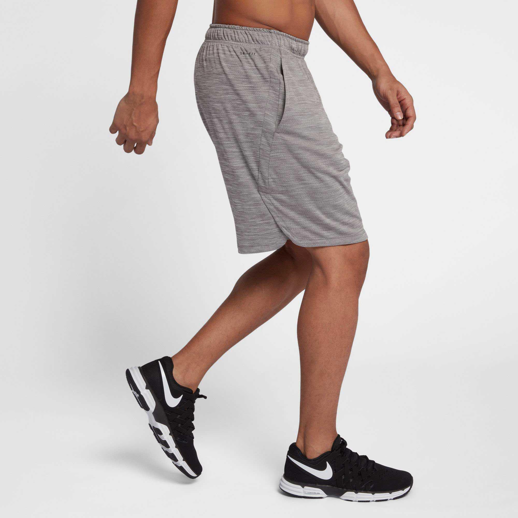 nike veneer shorts