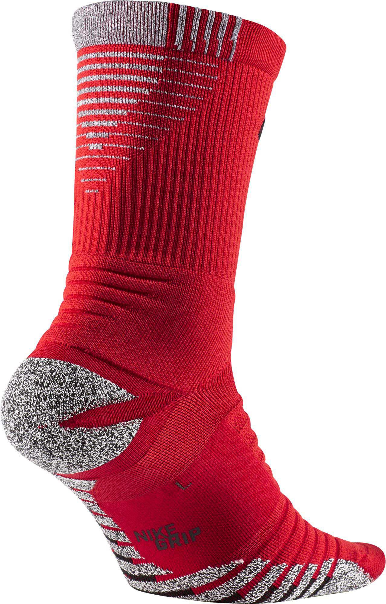 nike grip strike cushioned crew