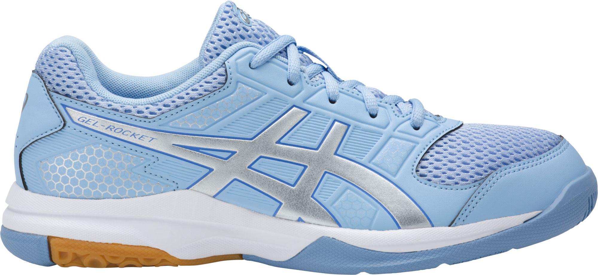 kanye west new sneakers