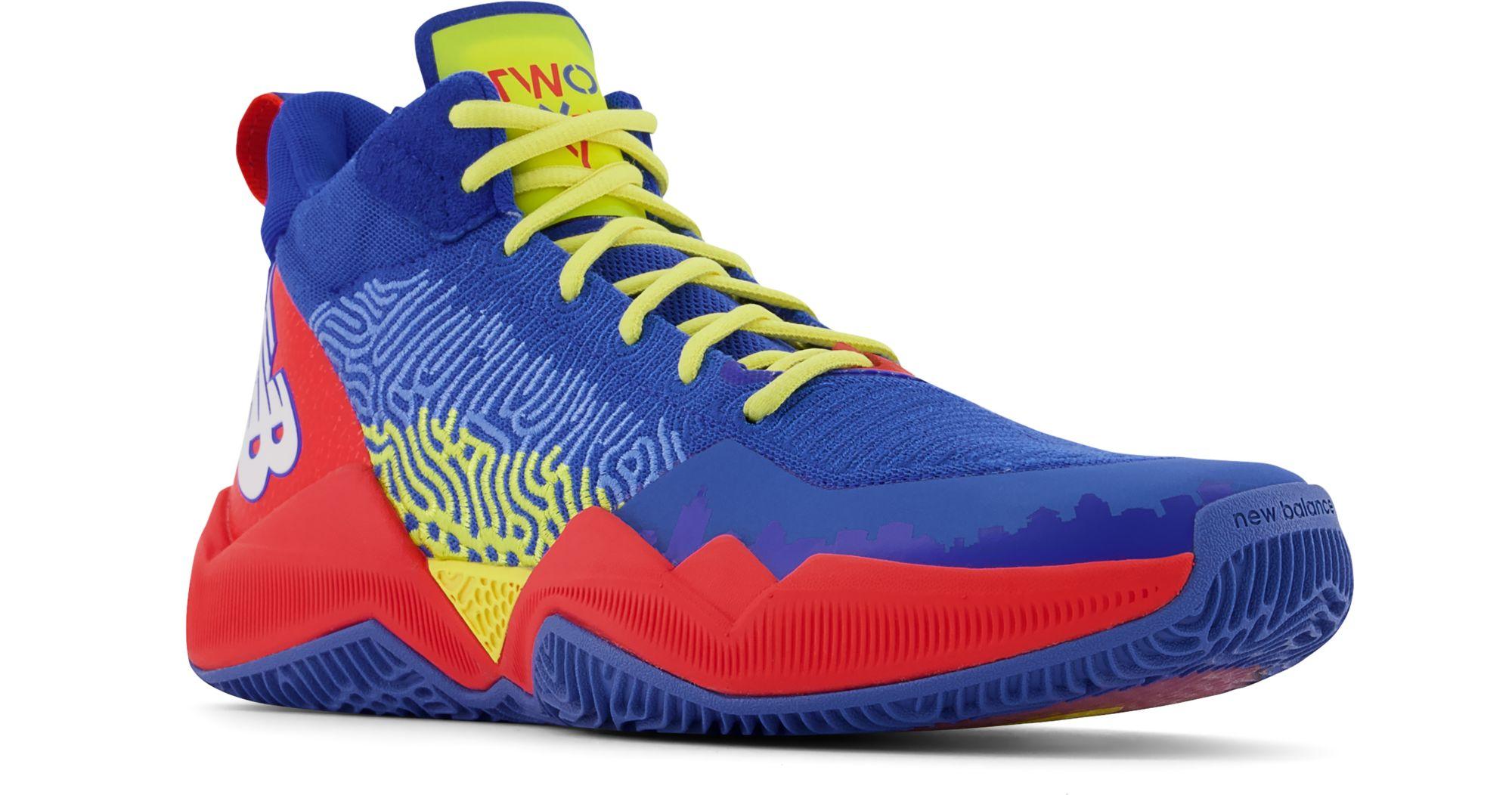 Basketball Shoes in Blue 