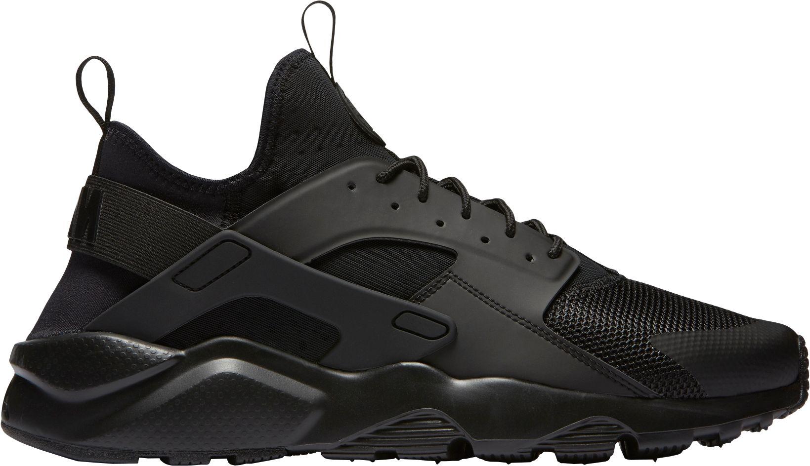 black huaraches size 6