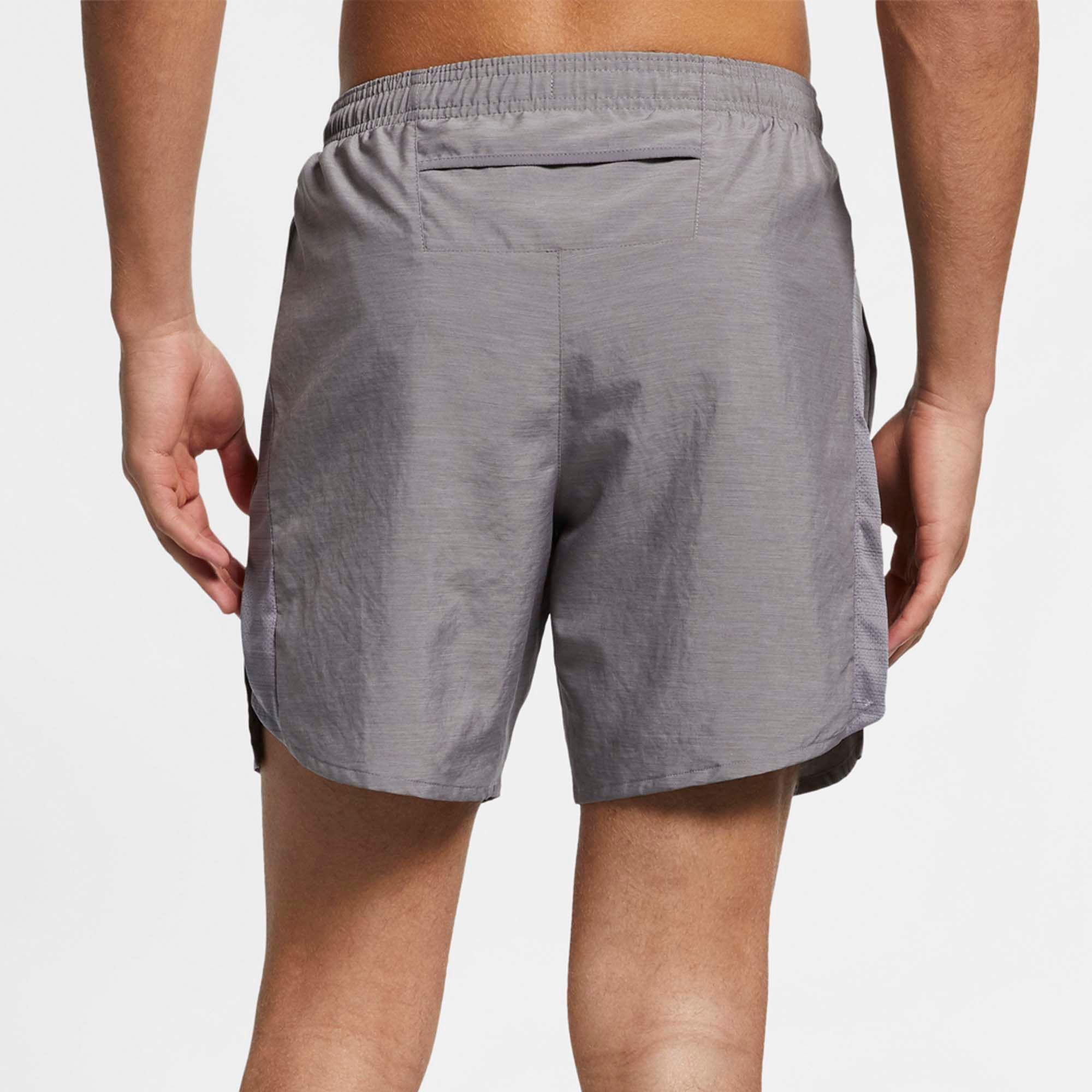 Nike Synthetic Challenger 7 Inch Shorts In Grey in Gray for Men - Lyst