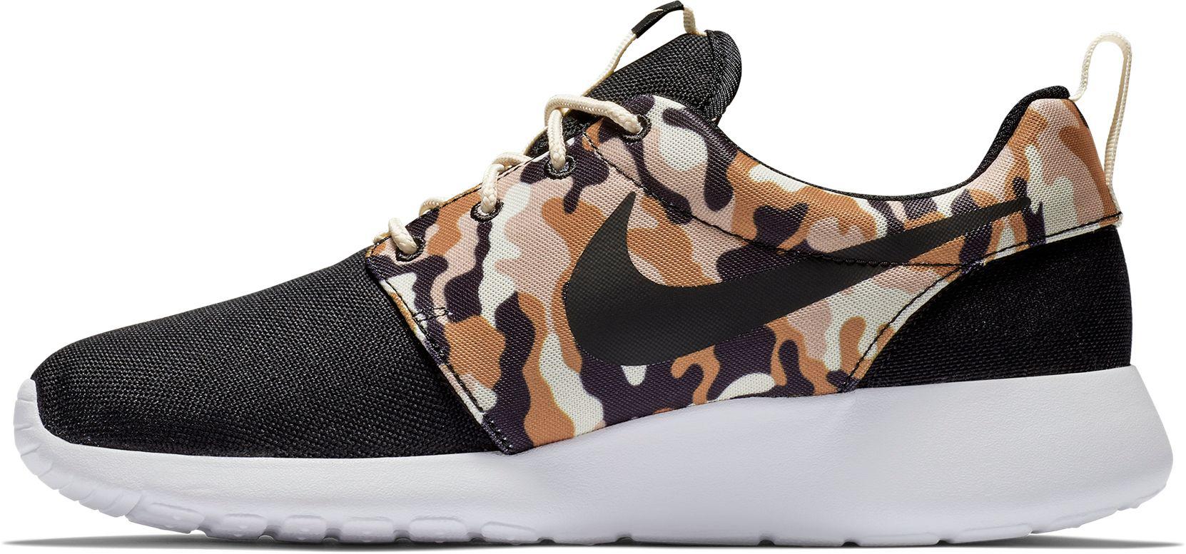 nike roshe one se camo