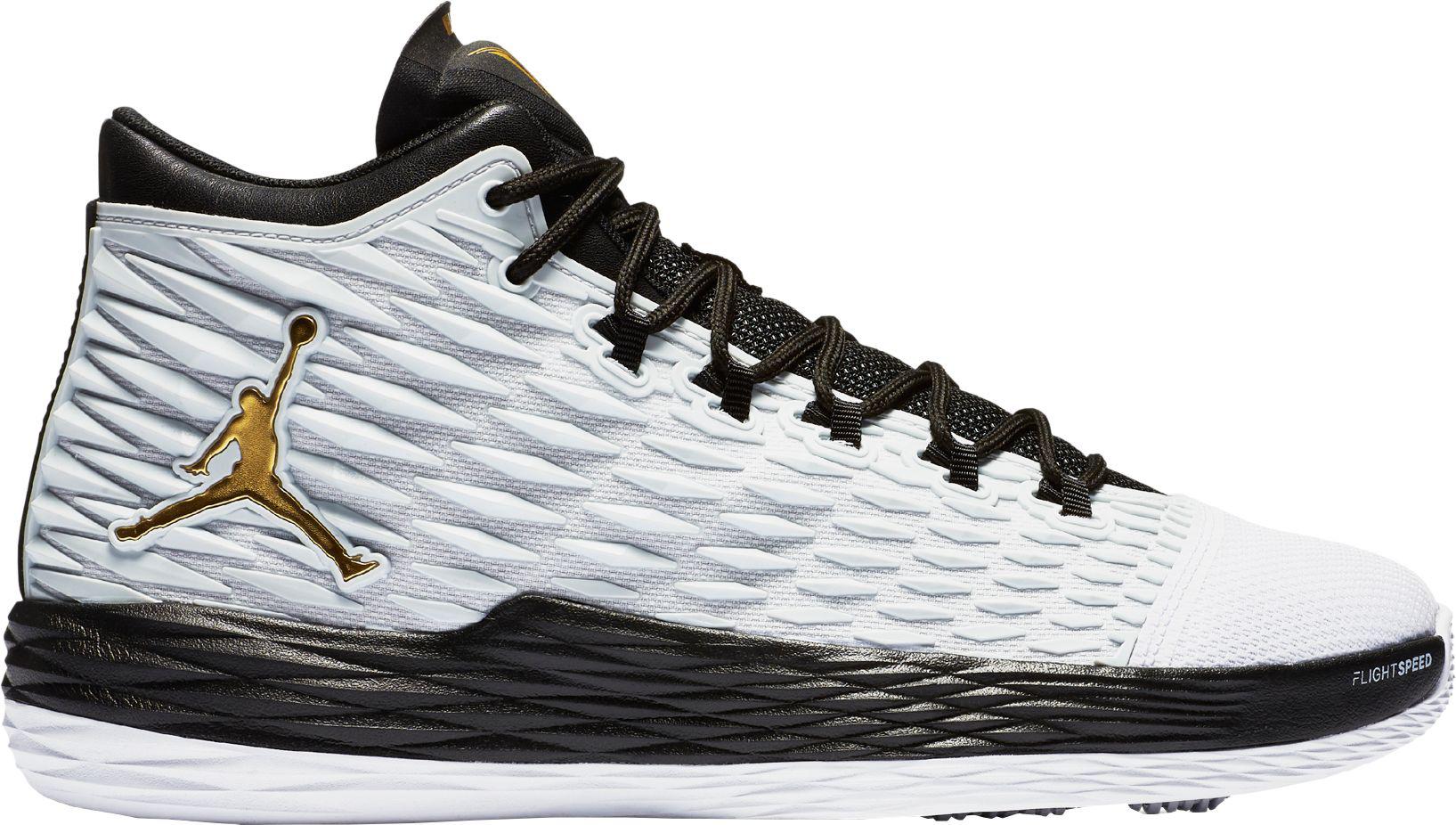 melo basketball shoes