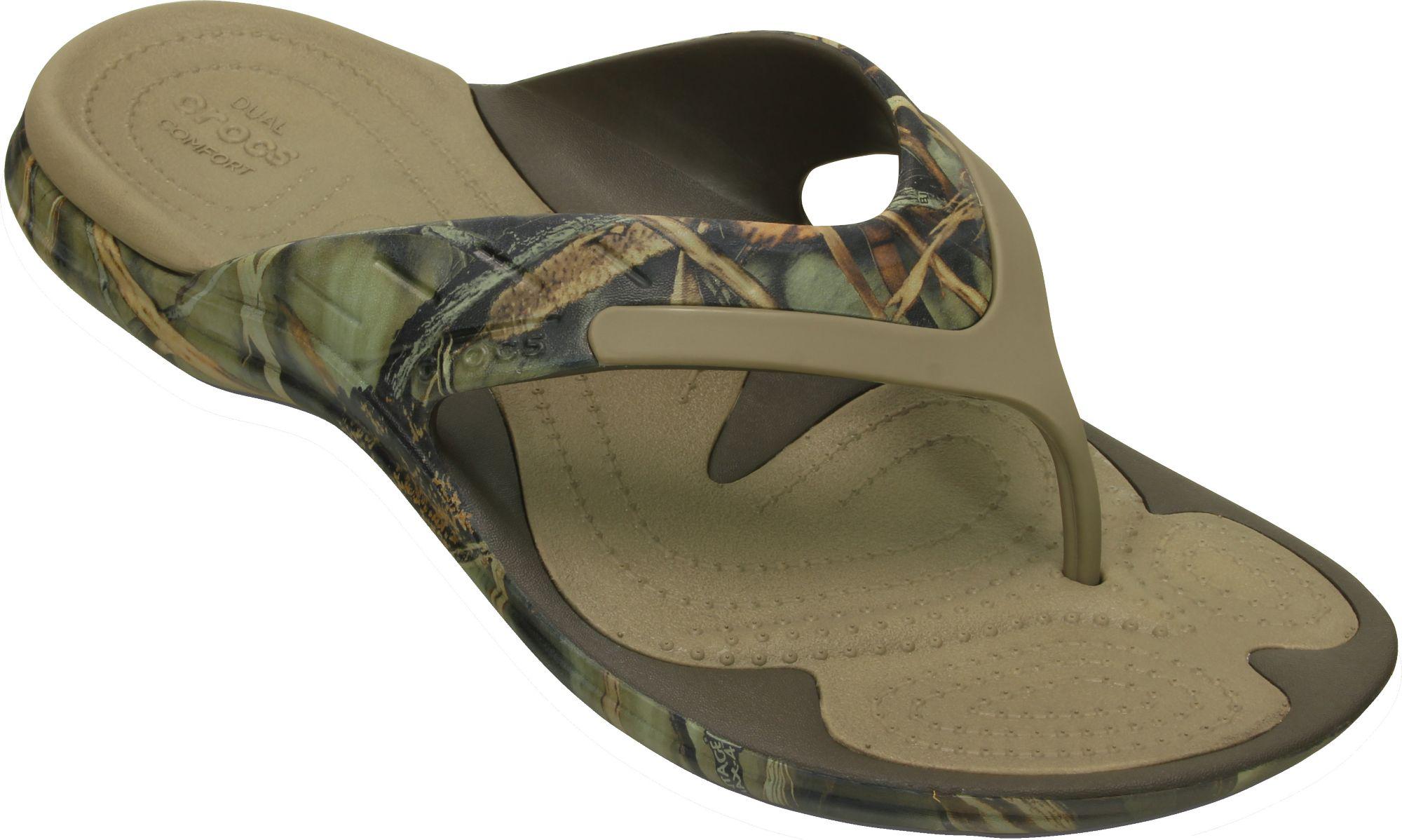 Crocsâ¢ Adult Modi Sport Realtree Max-4 Flip Flops in Green - Lyst