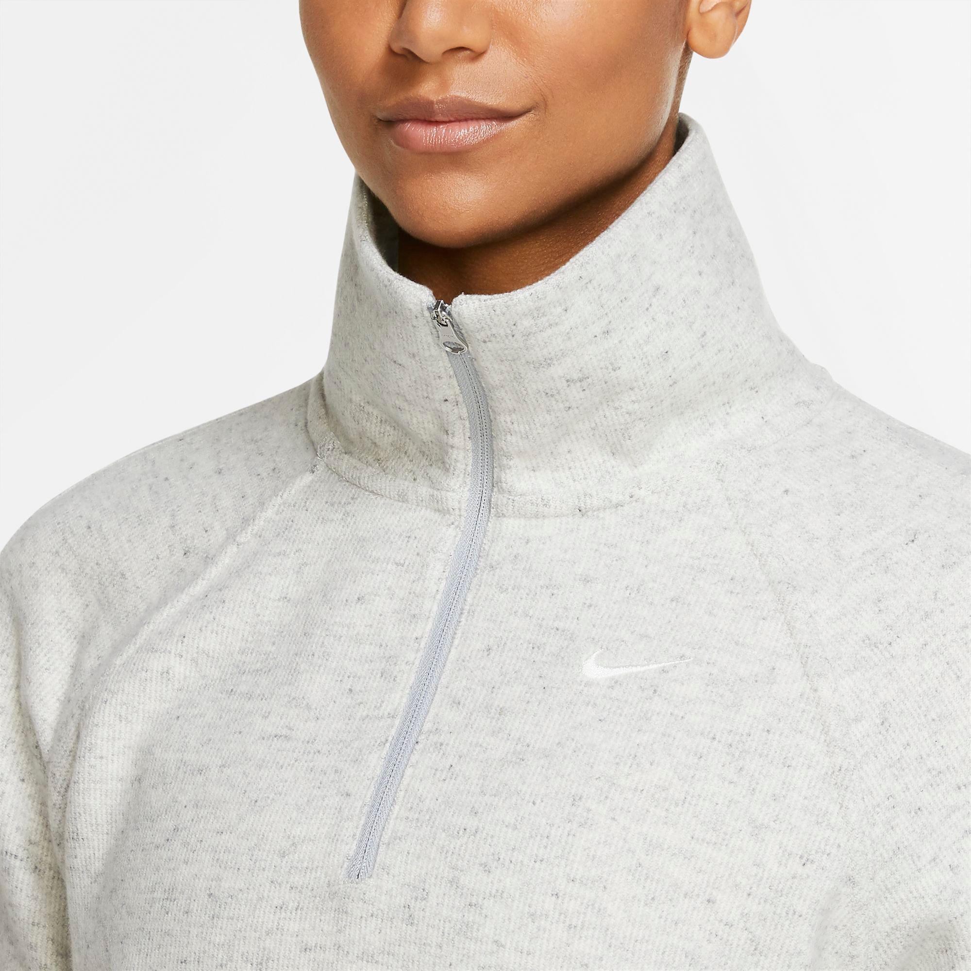 nike women's hypernatural fleece