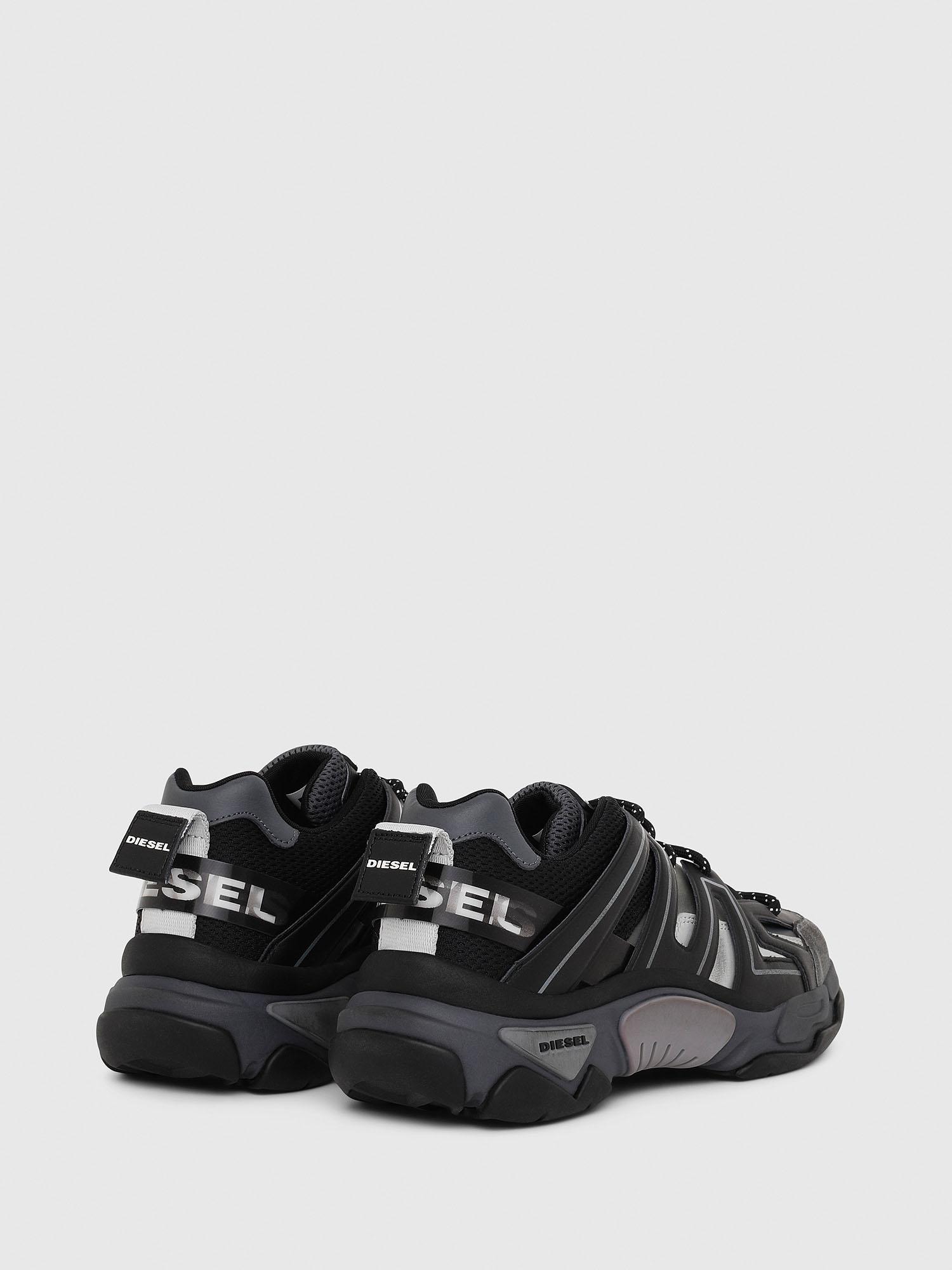 s kipper low trek