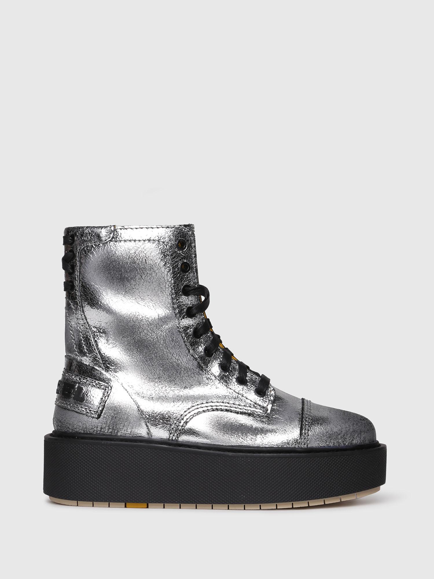 DIESEL Leather D-cage Boots in Silver 