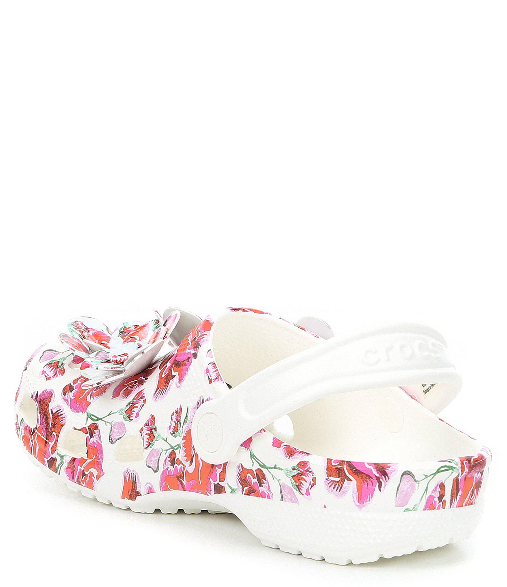 crocs roses