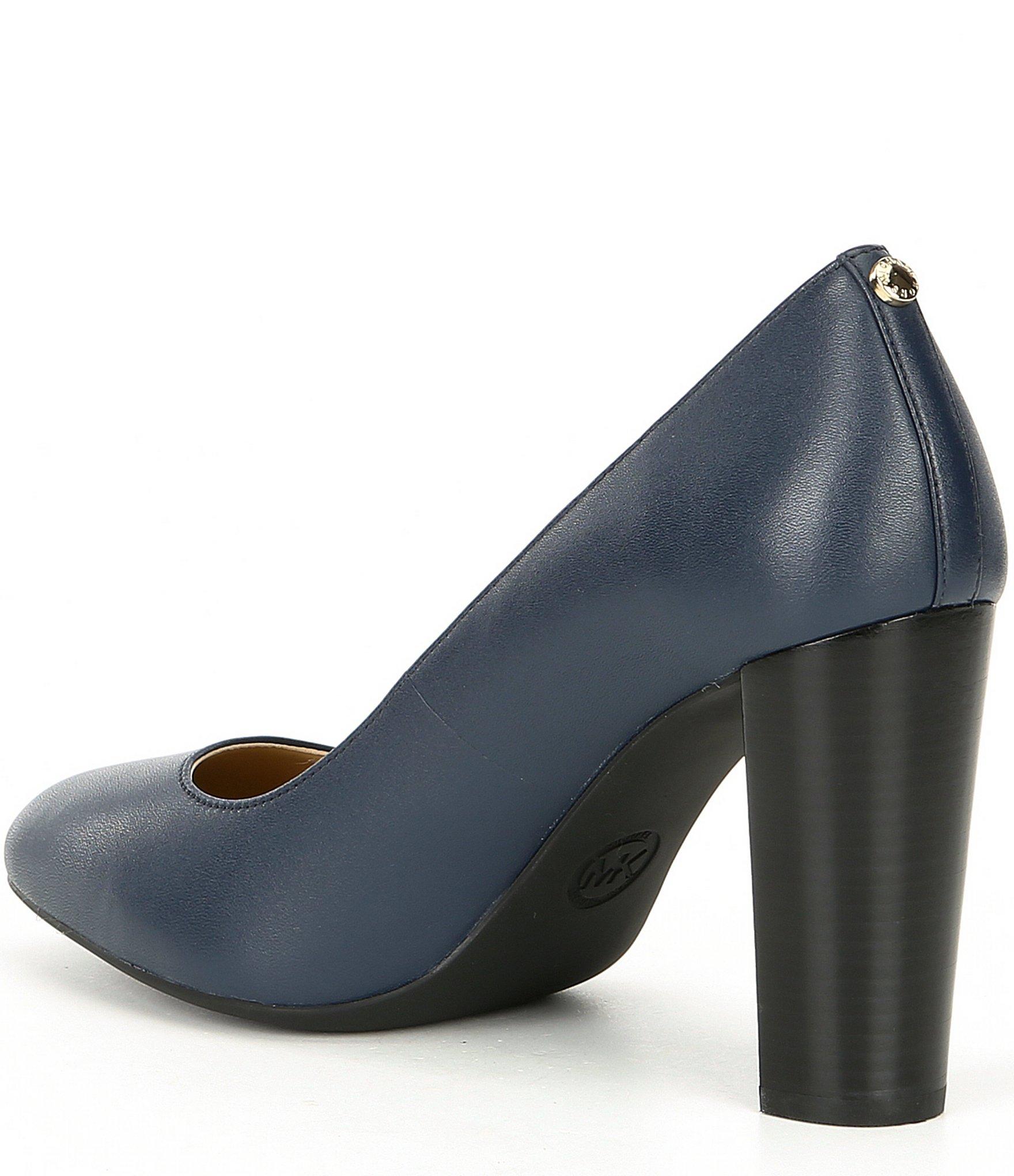michael kors round toe pump