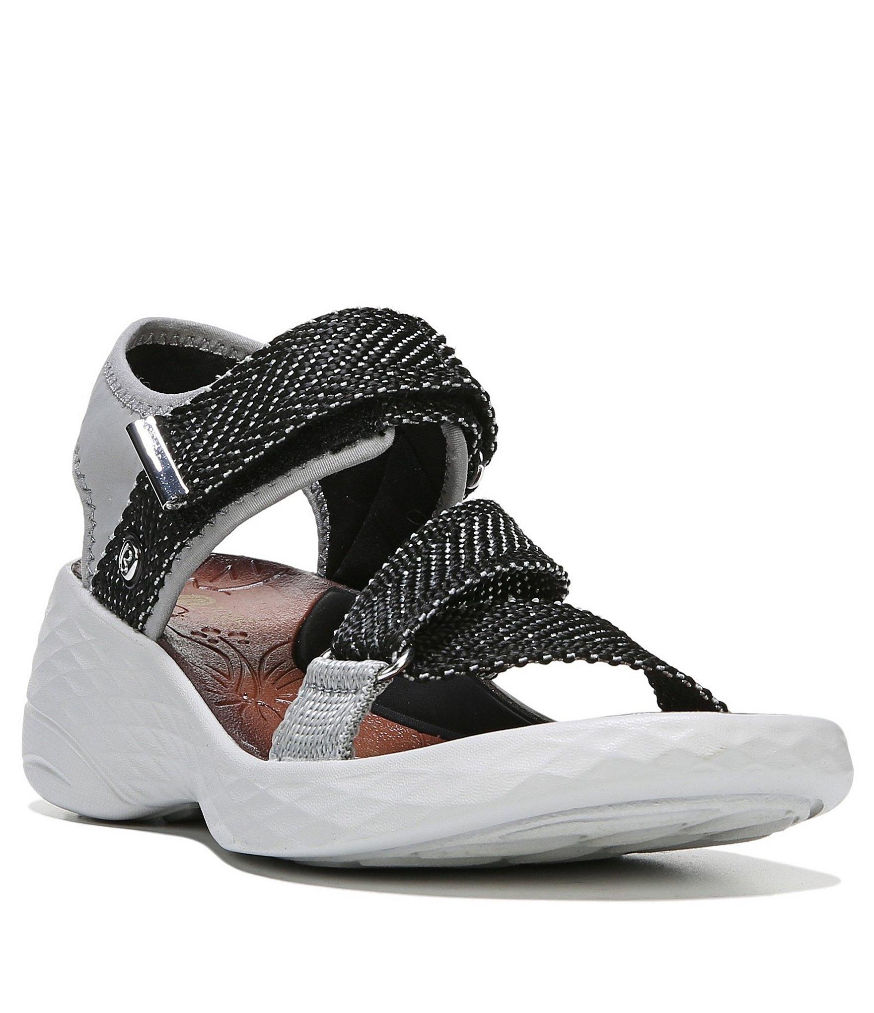 Bzees Synthetic Jive Wedge Sandals in Gray Lyst