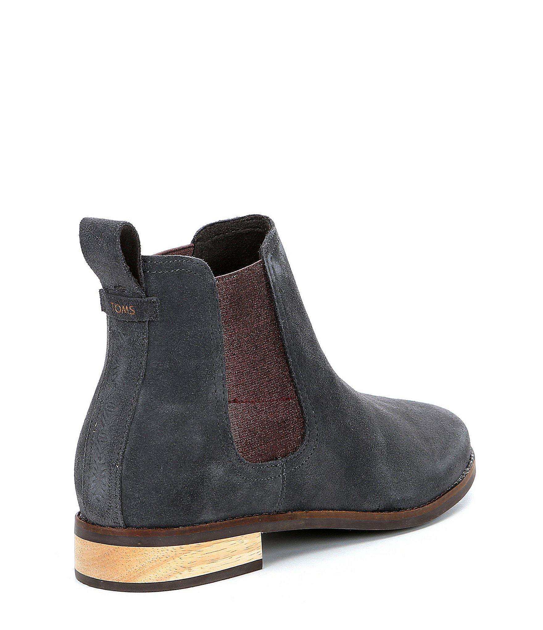 chelsea boots toms