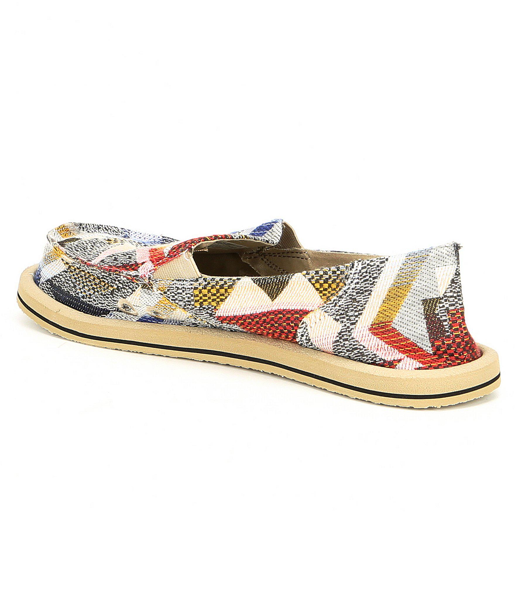 sanuk donna geo patch