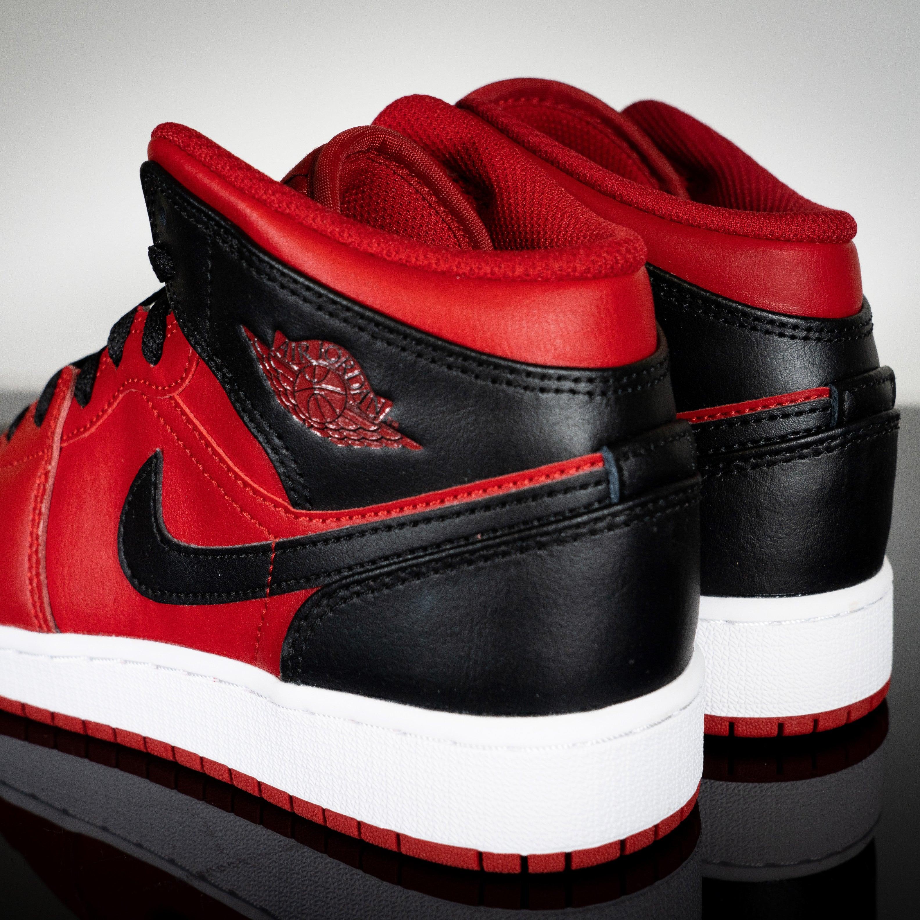FABRIX1 Luxury Hub Air Jordan 1 Mid 