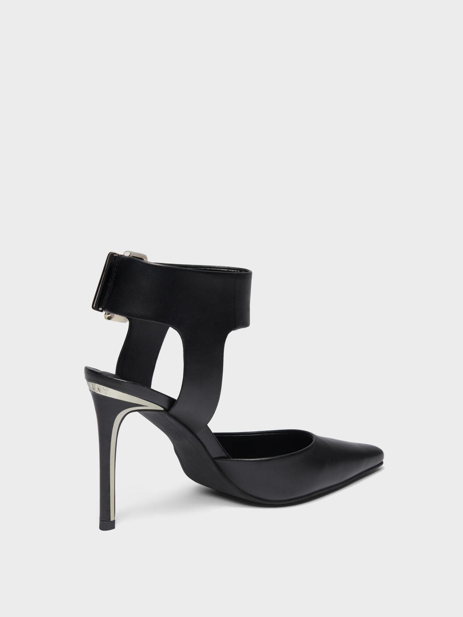 dkny black pumps