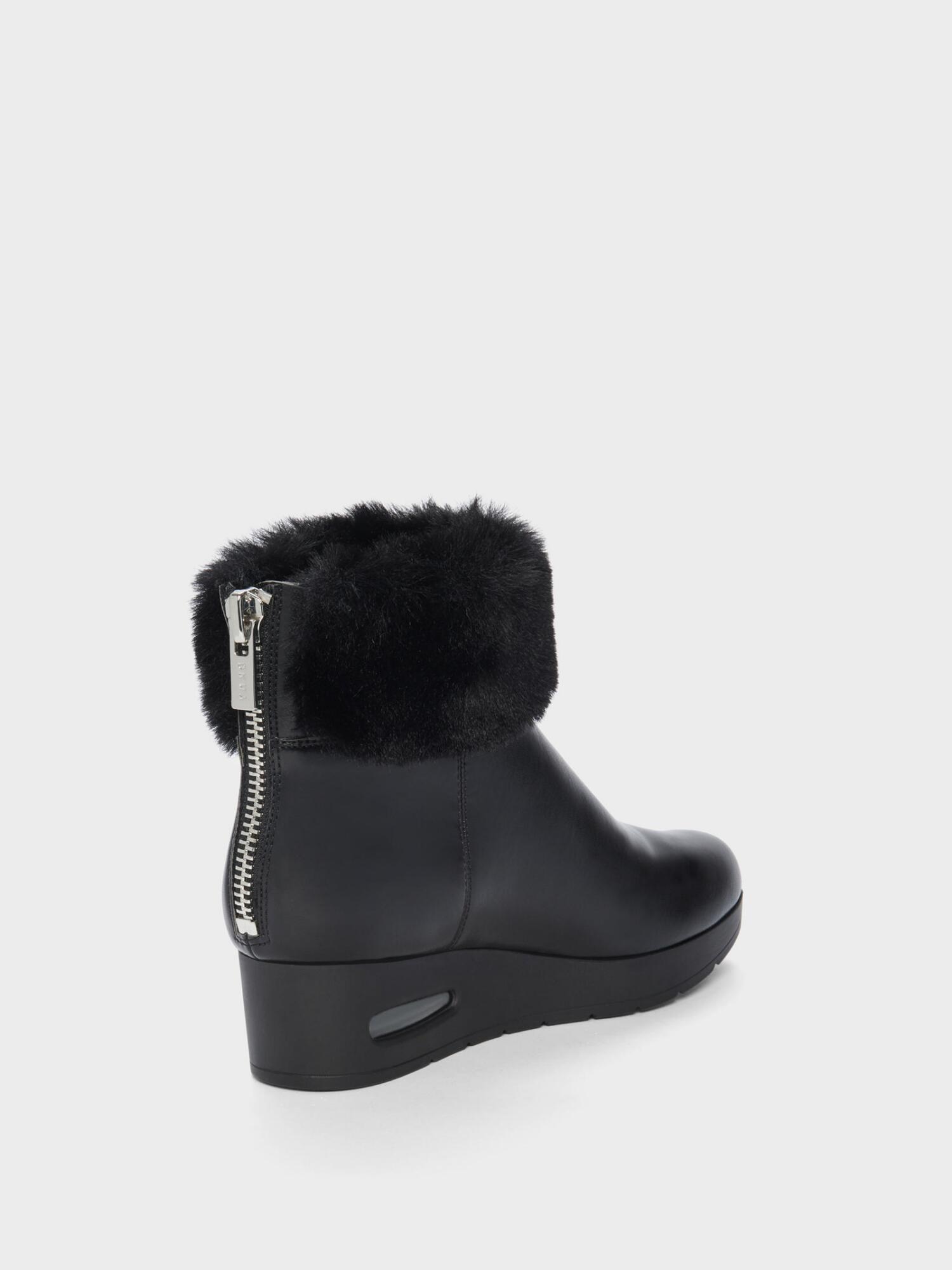 Abri booties Clearance