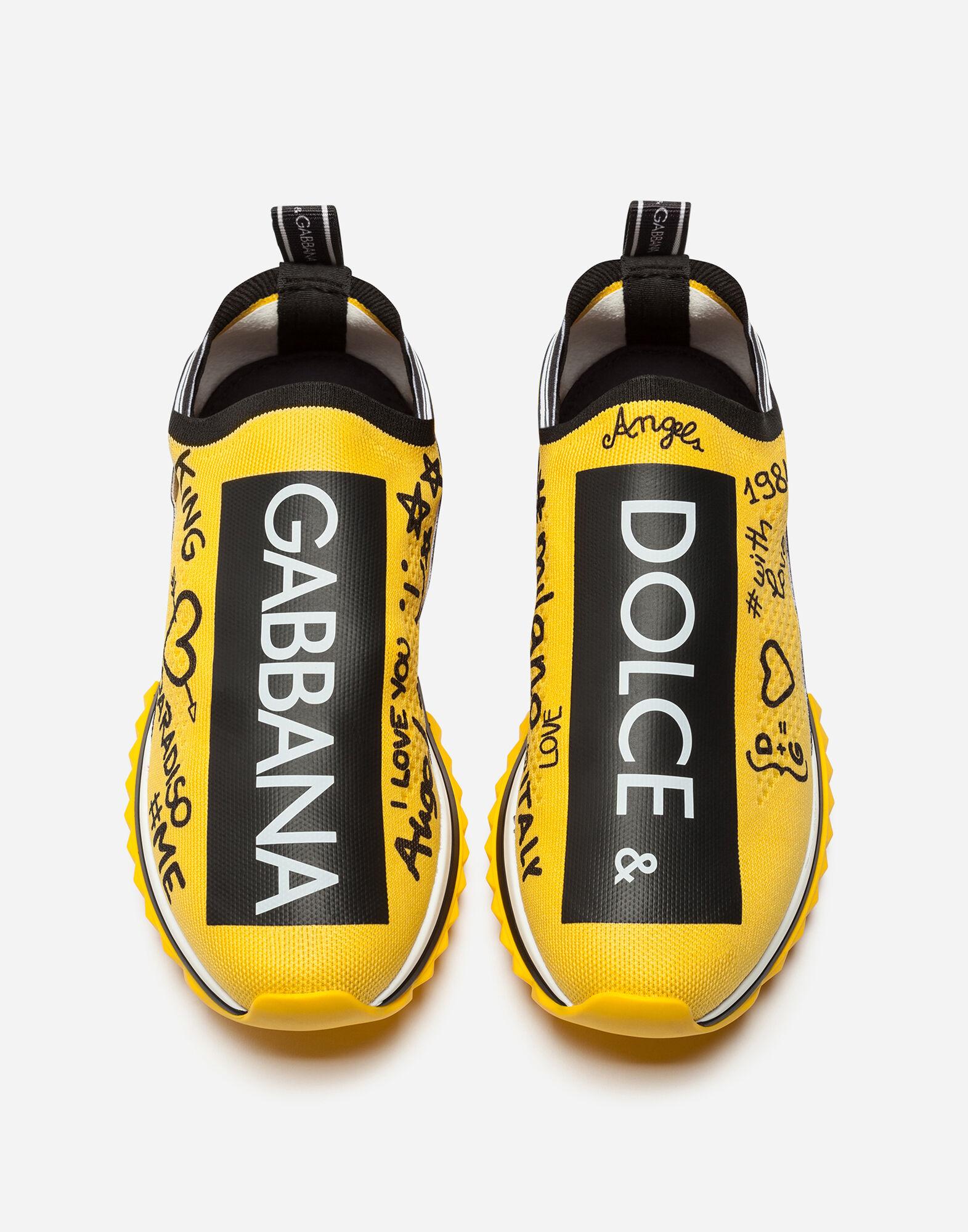 dolce & gabbana sneakers in sorrento graffiti print