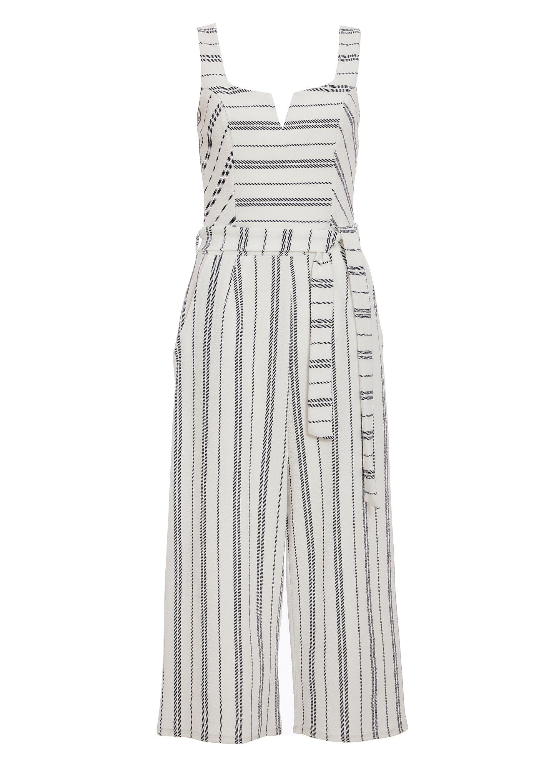 quiz white jumpsuit