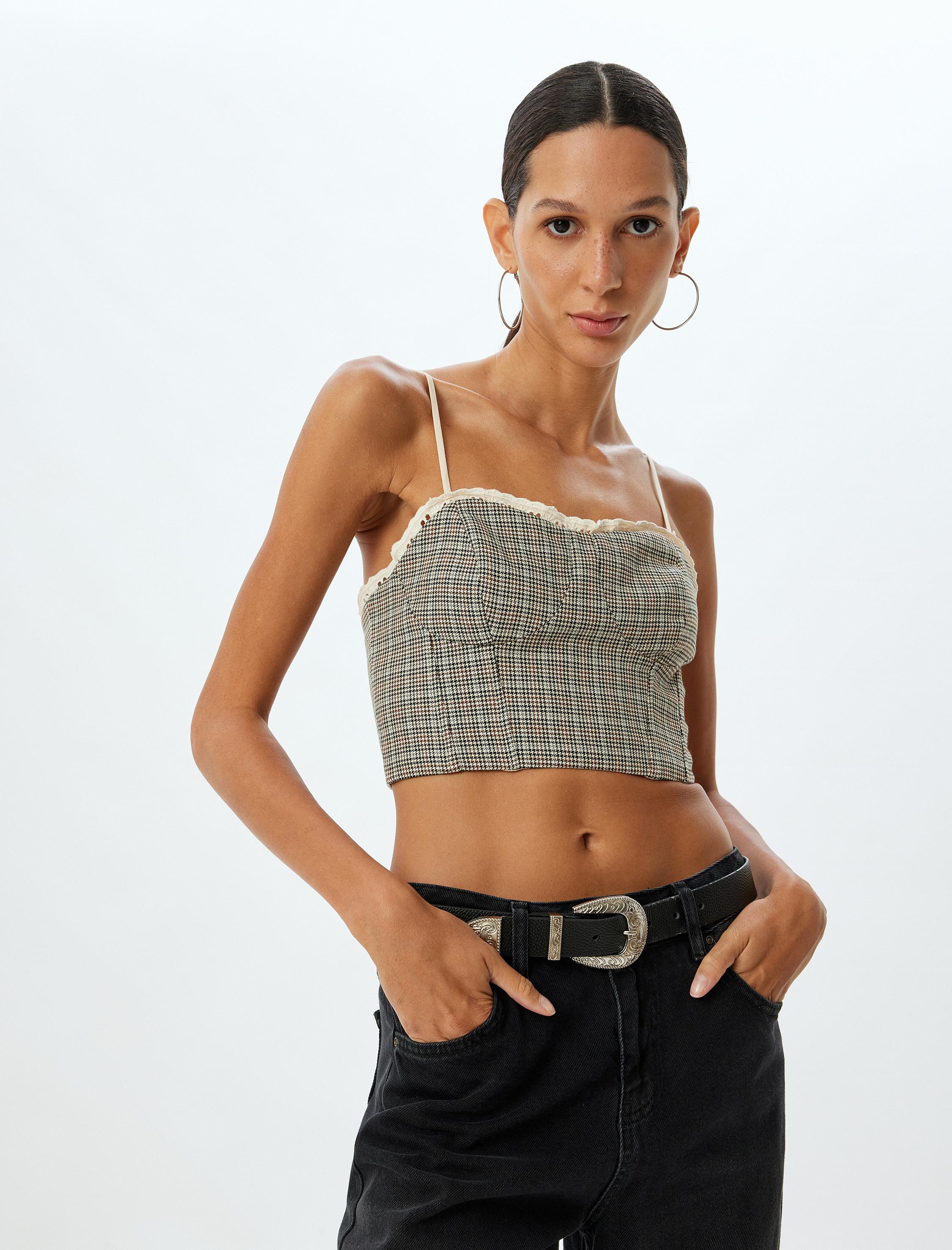 KOTON Damen Tanktop Mit Steindetail – ärmellos, Rundhals, Perfekt Unter Blazern, Größe S, Schwarz
