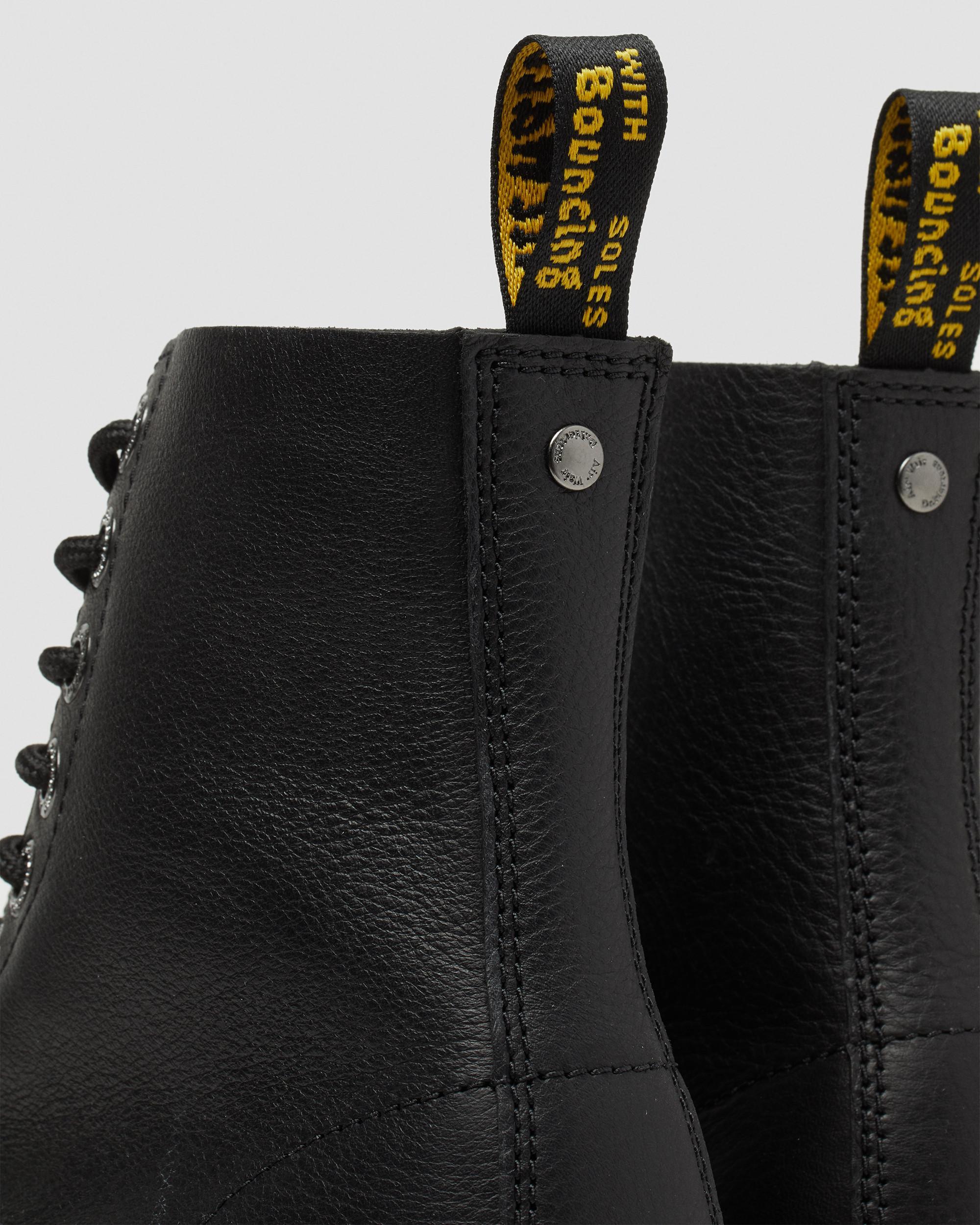 Dr. Martens 1460 Pascal Max Leather Platform Boots in Black | Lyst