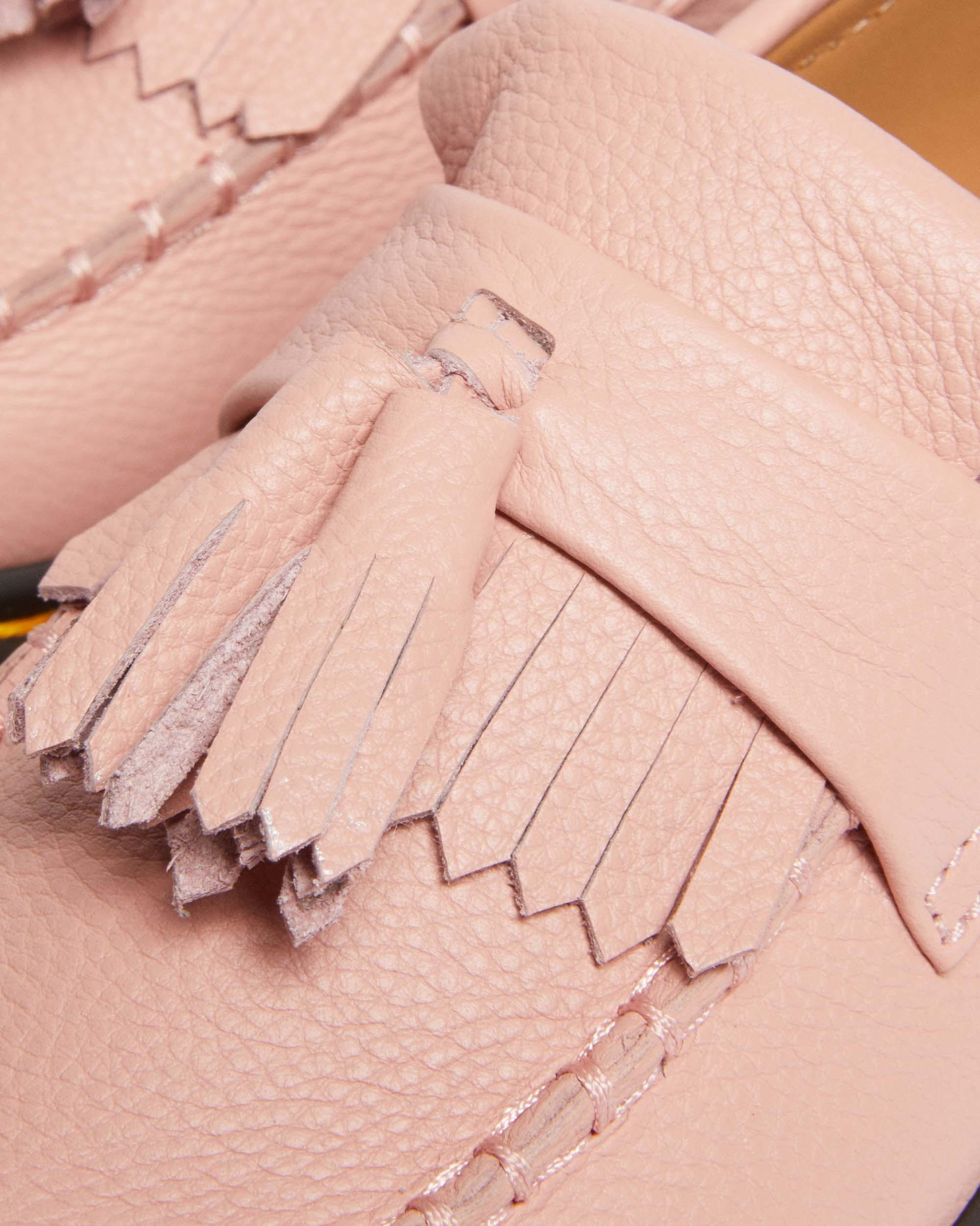 dr-martens-Peach-Beige-Adrian- 