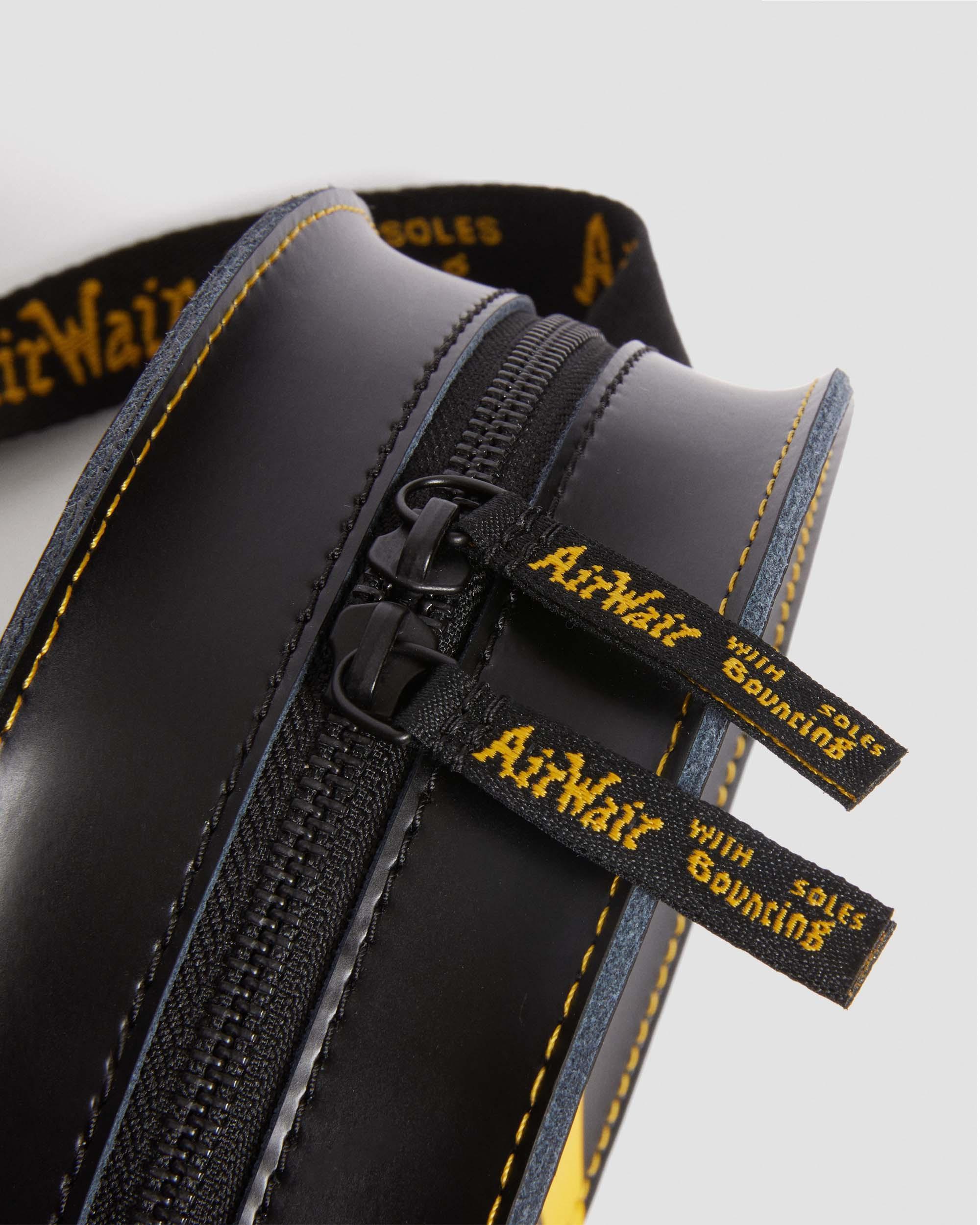 Martens Leather Smiley® Crossbody Bag in Blue Lyst UK