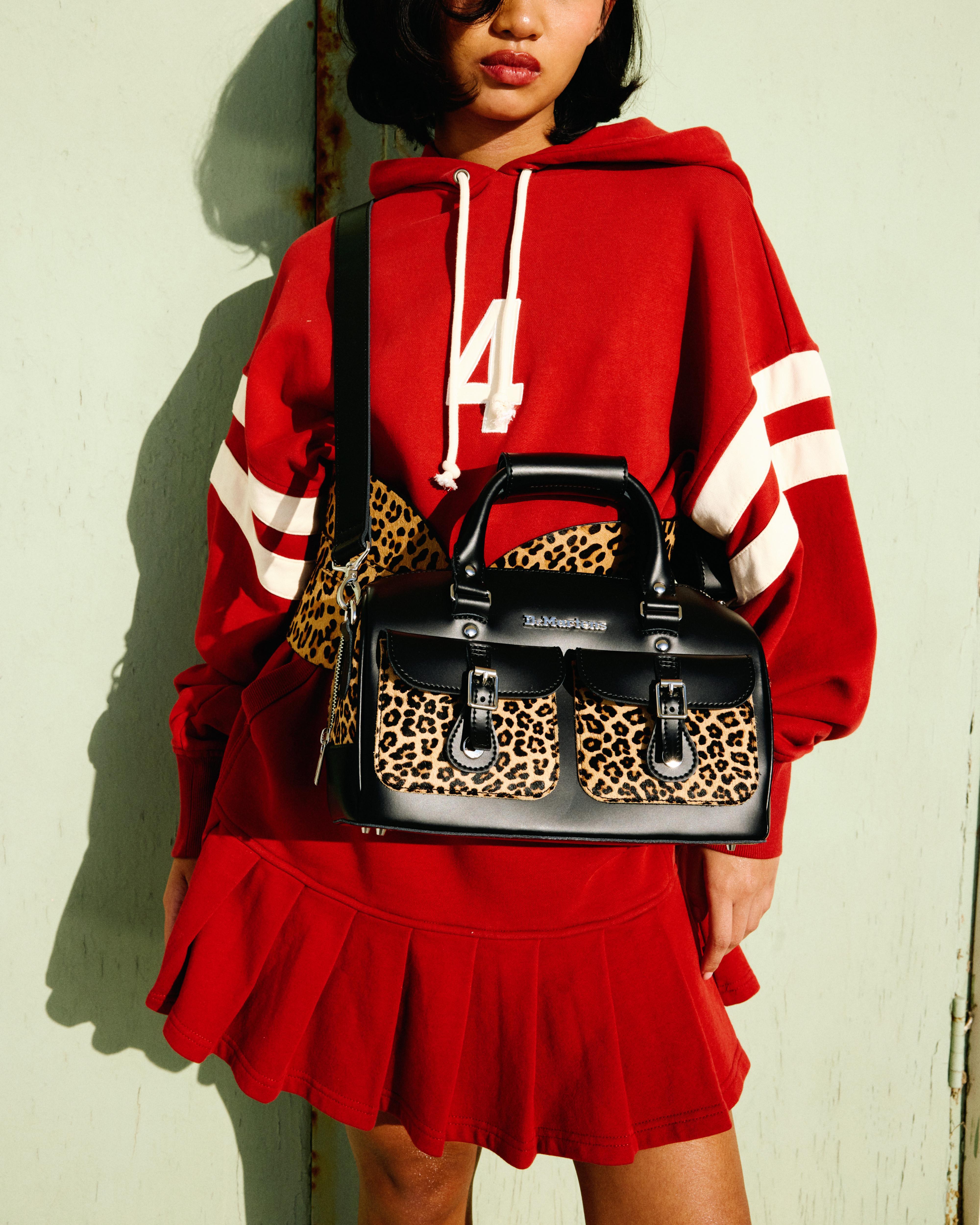 Dr Martens★レオパード PRINT HAIR-ON TOP HANDLE BAG Dr. Martens Print Hair-On Top Handle Bag in Black | Lyst