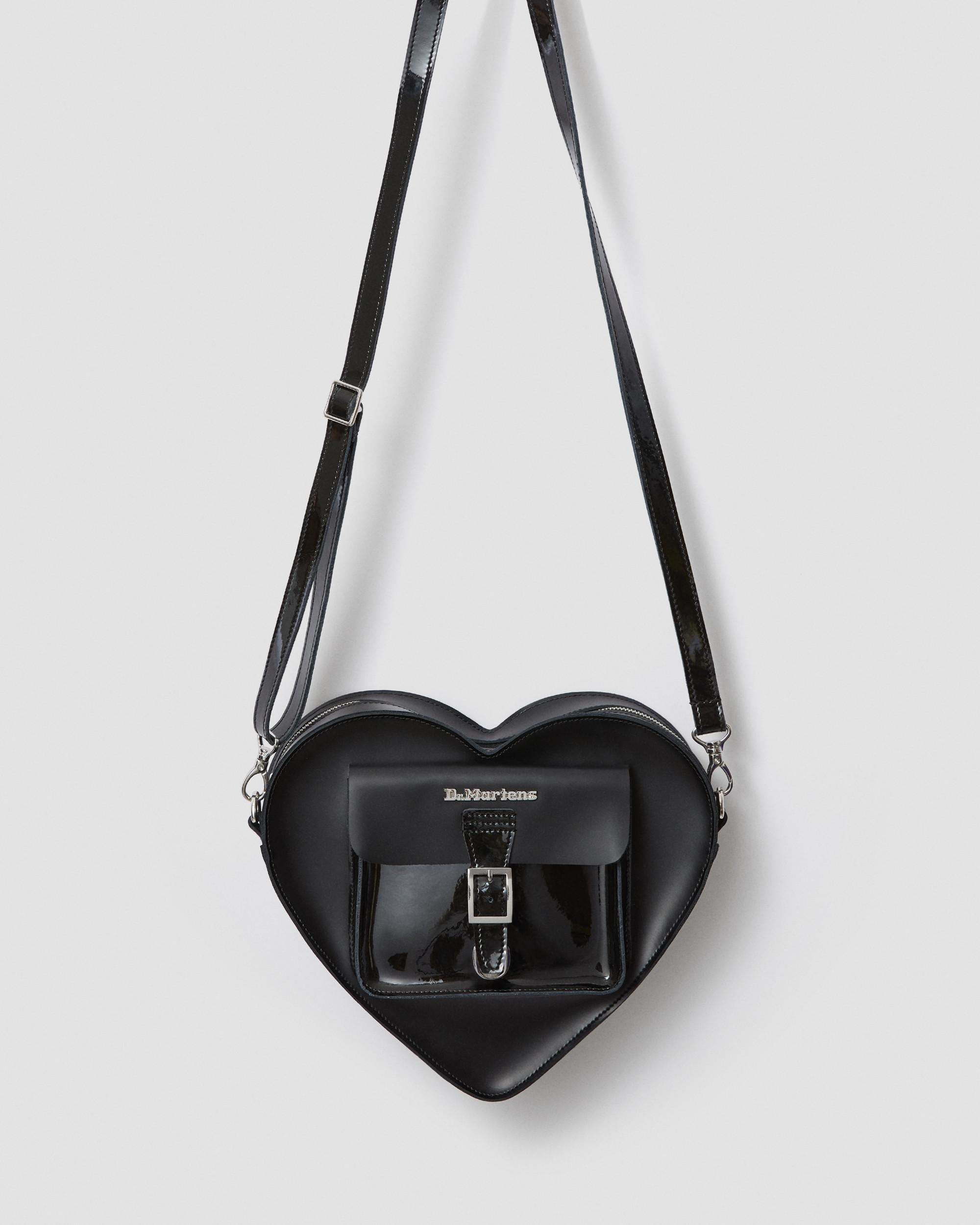 Leather Kiev Smooth Heart Shaped Bag Dr. Martens en coloris Noir | Lyst