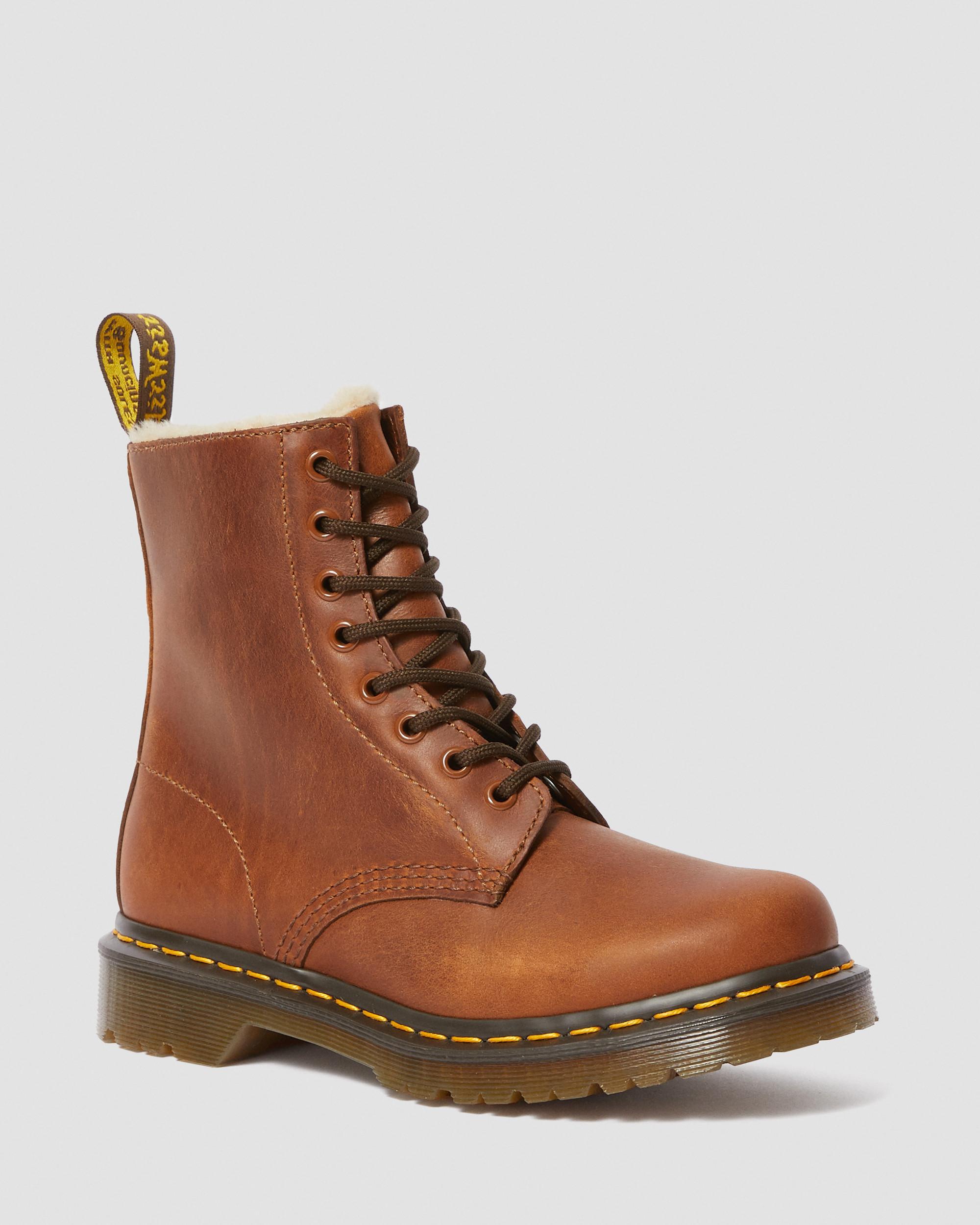 Dr martens brown laces online