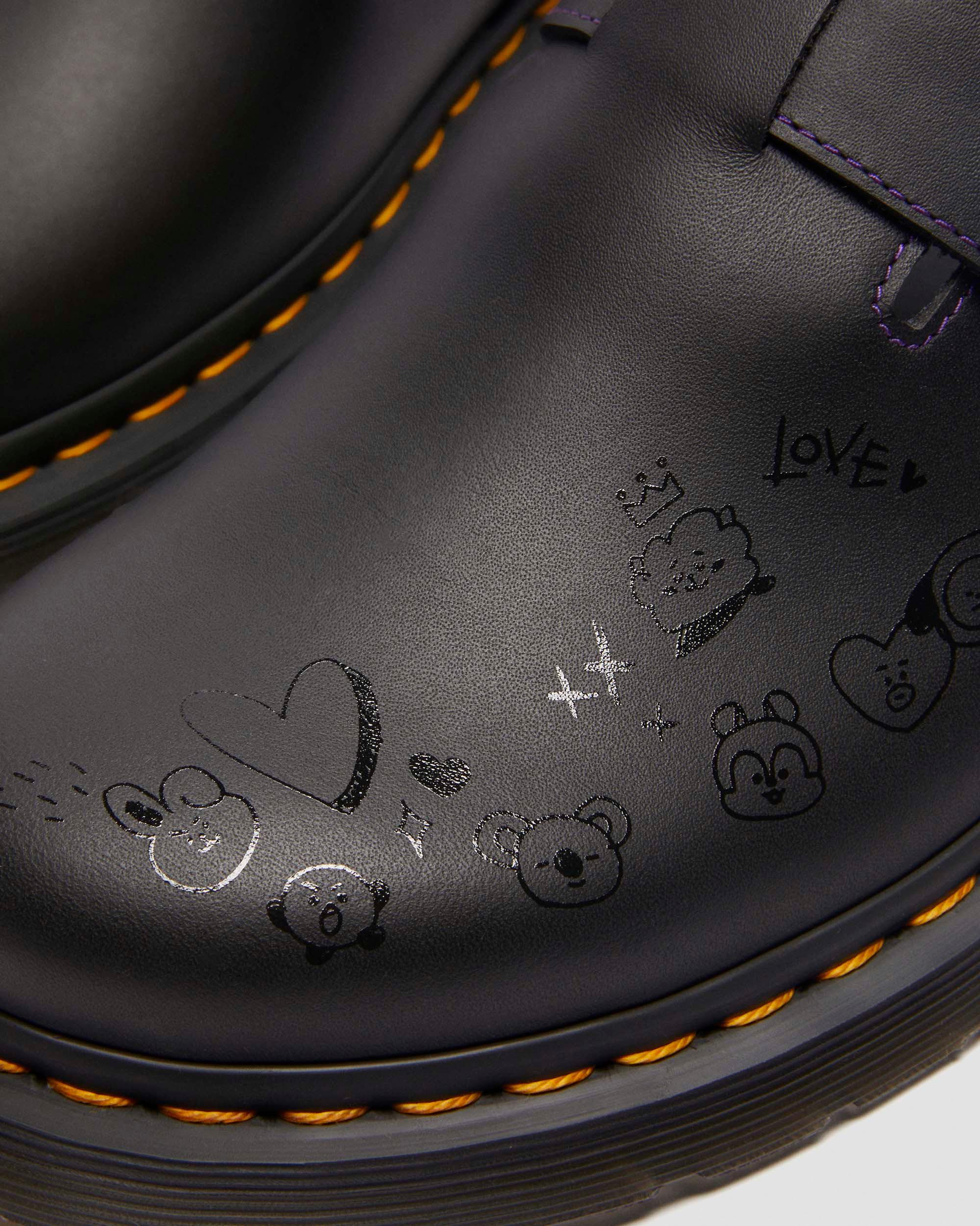 BT21【Dr.Martens】JORGE II BT21 ミュール Dr. Martens x BT21 JORGE II Mules Slip-ons BLACK Limited