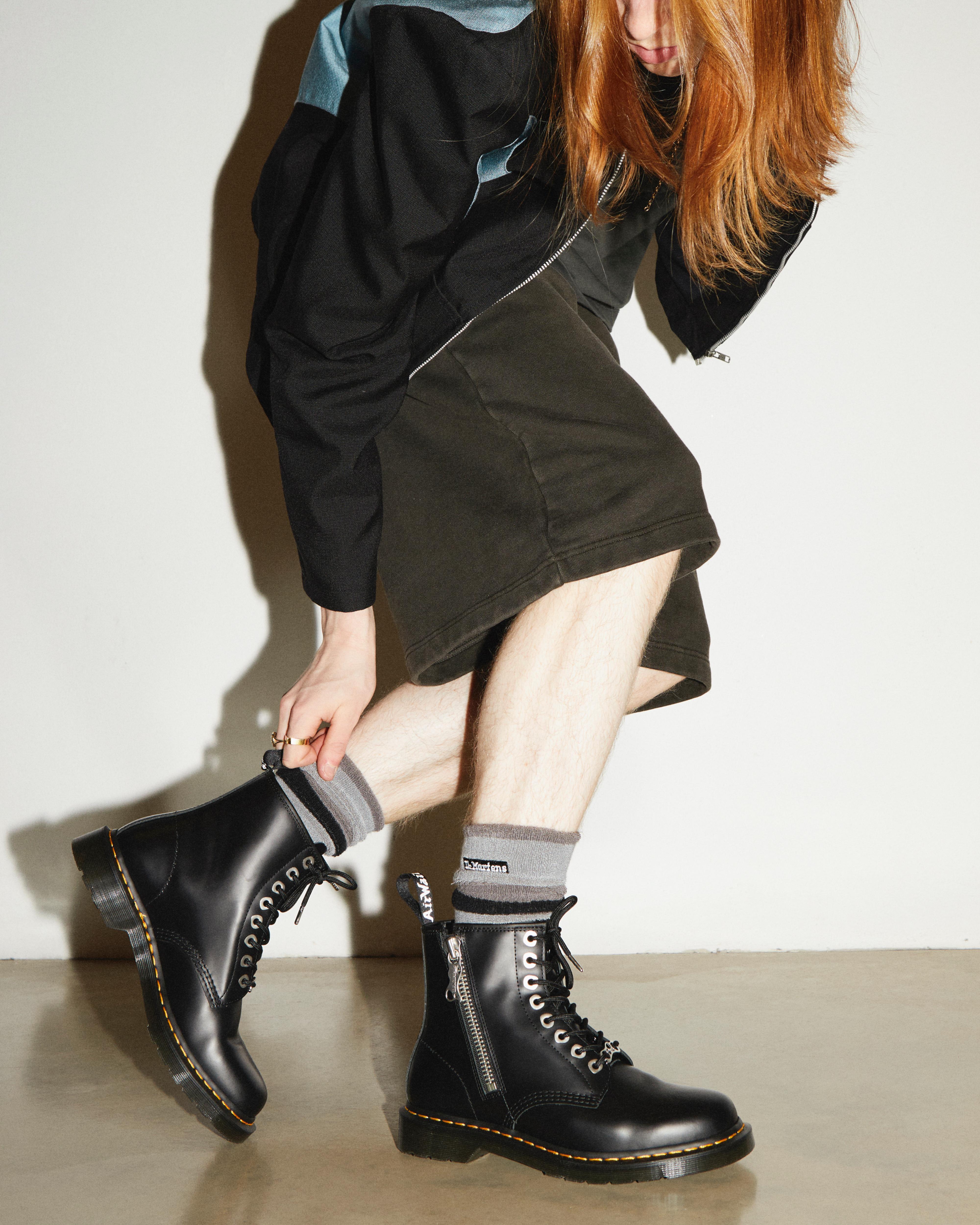 Dr Martens★1460 ZIP★兼用★BLACK SMOOTH 1460 Lace and Zip Smooth leather Boots in Black | Dr. Martens