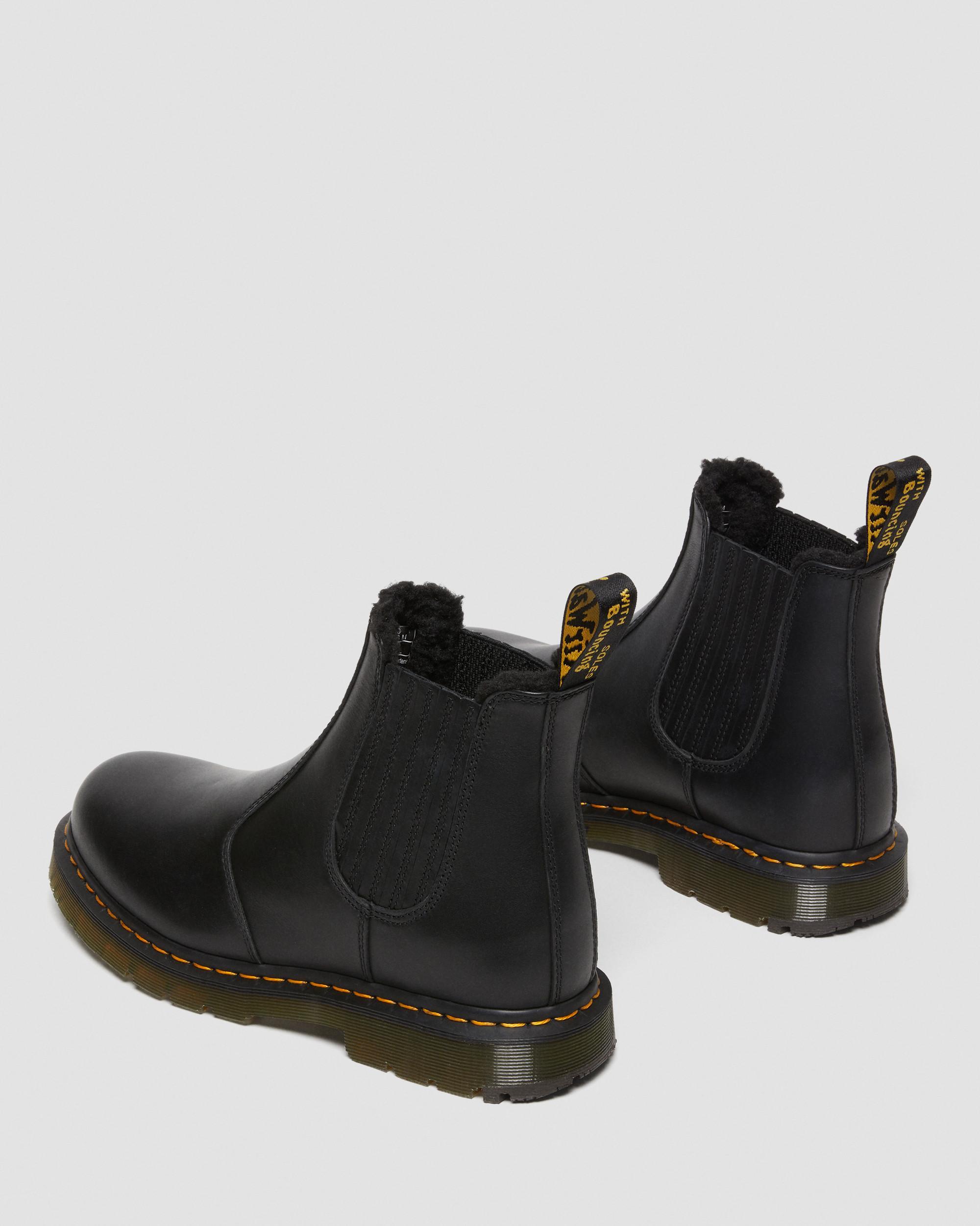 Dr martens chelsea boots winter deals