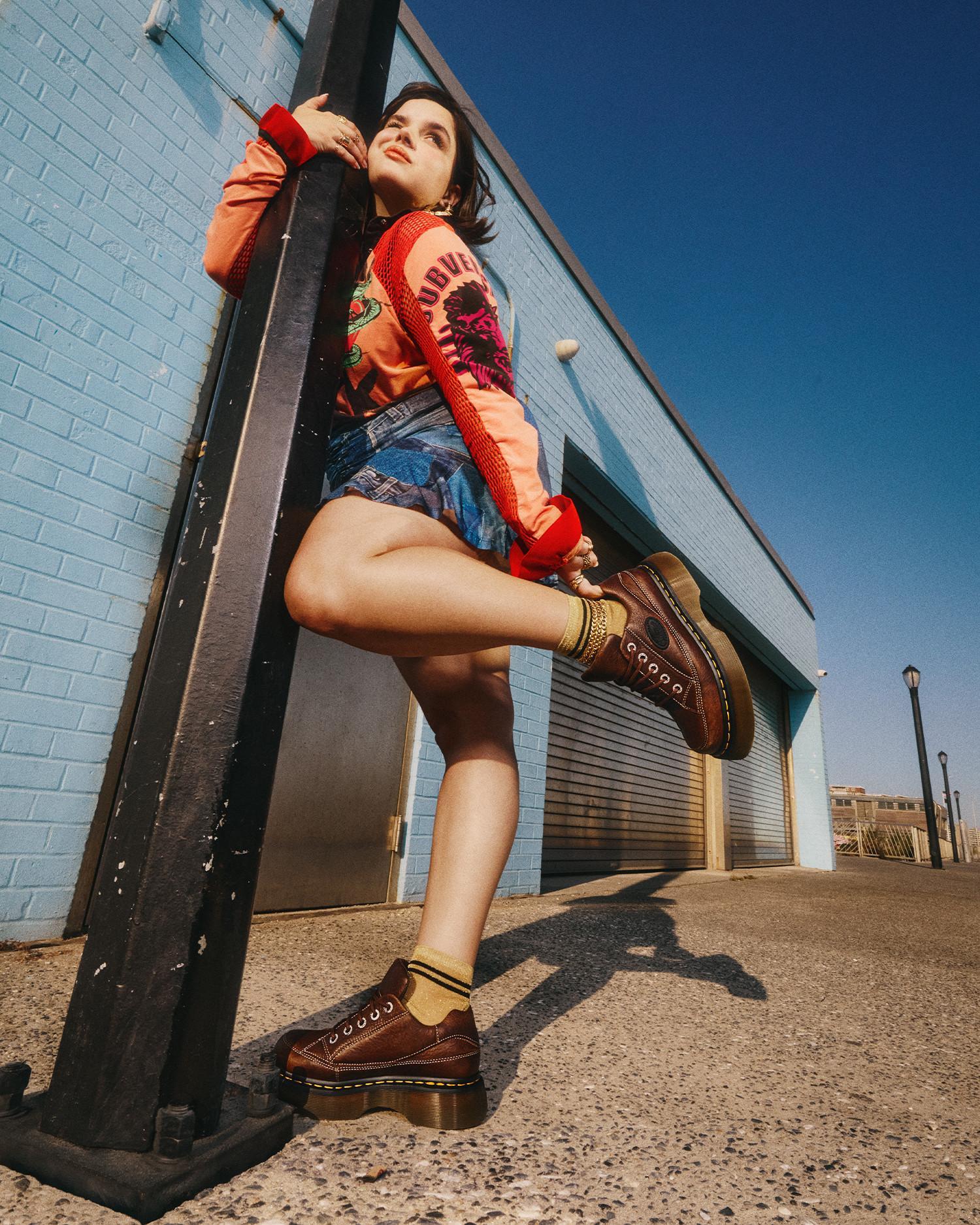 Dr.Martens Buzz 5アイシューズ 厚底 グリズリーレザー ブラウン Buzz 5-eye Grizzly leather shoes in Dark Brown | Dr. Martens