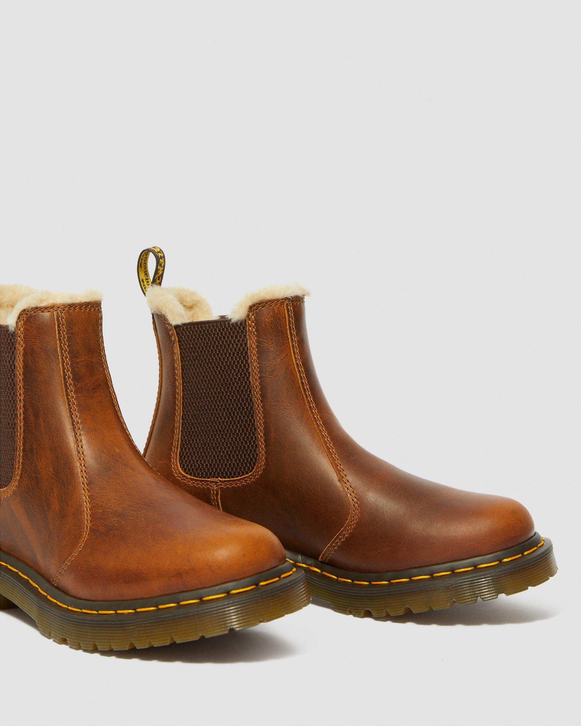 Dr. Martens 2976 Women's Faux Fur Lined Chelsea Boots in Brown | Lyst