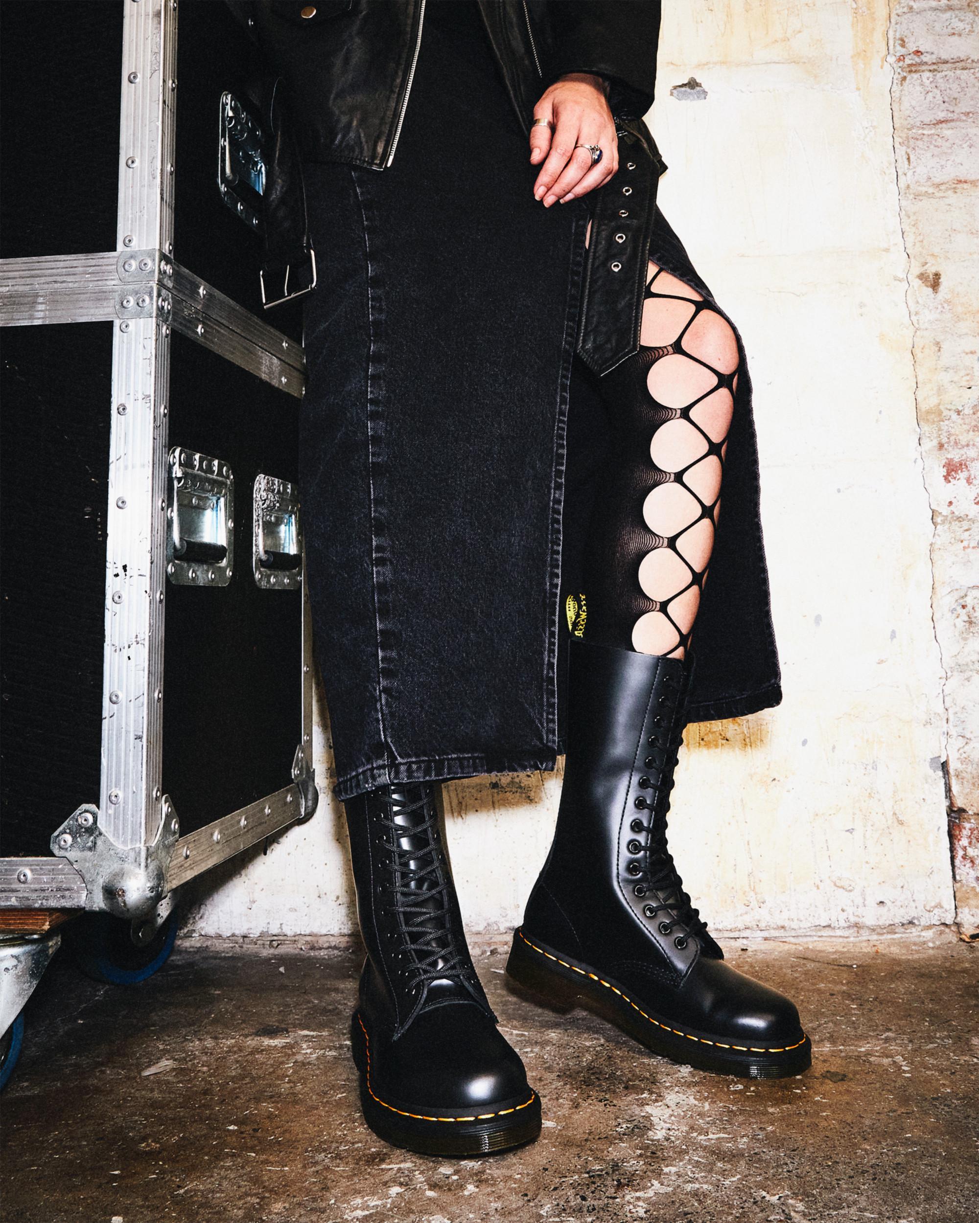 Dr. Martens 1914 Smooth Leather Tall Boots in Black for Men | Lyst