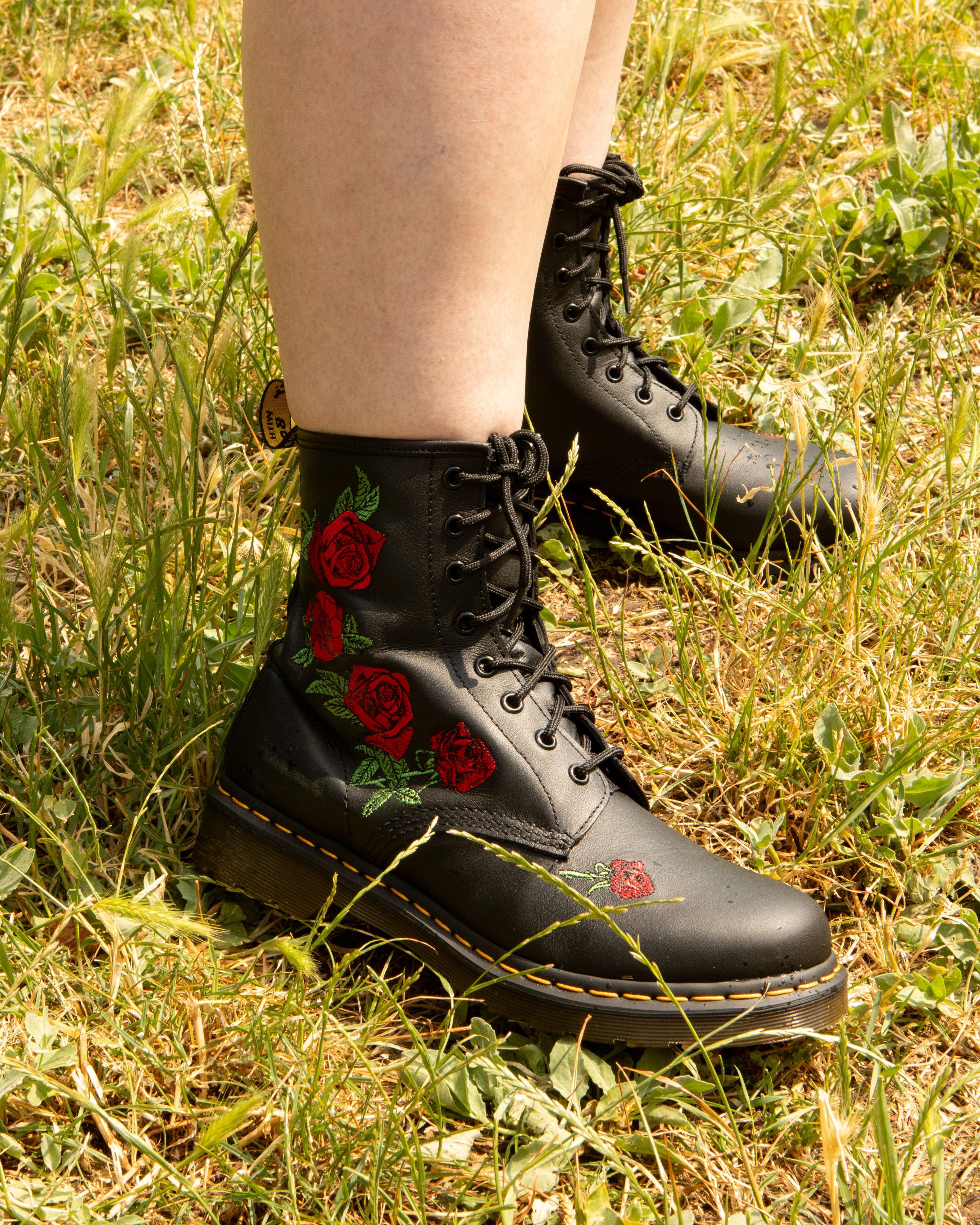 Dr. Martens 1460 Vonda Floral Leather Lace Up Boots in Black | Lyst
