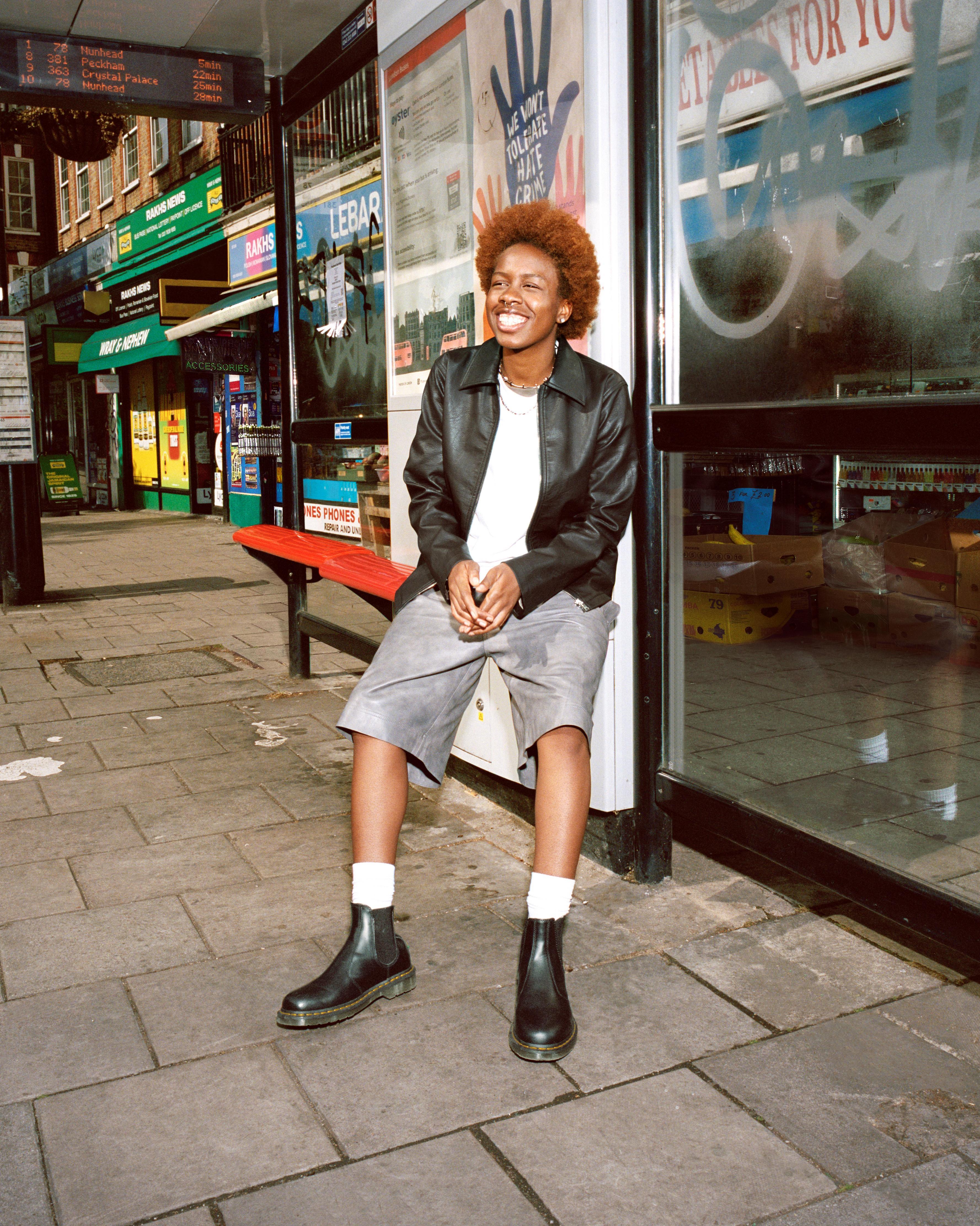 Stivaletti chelsea dr martens sale