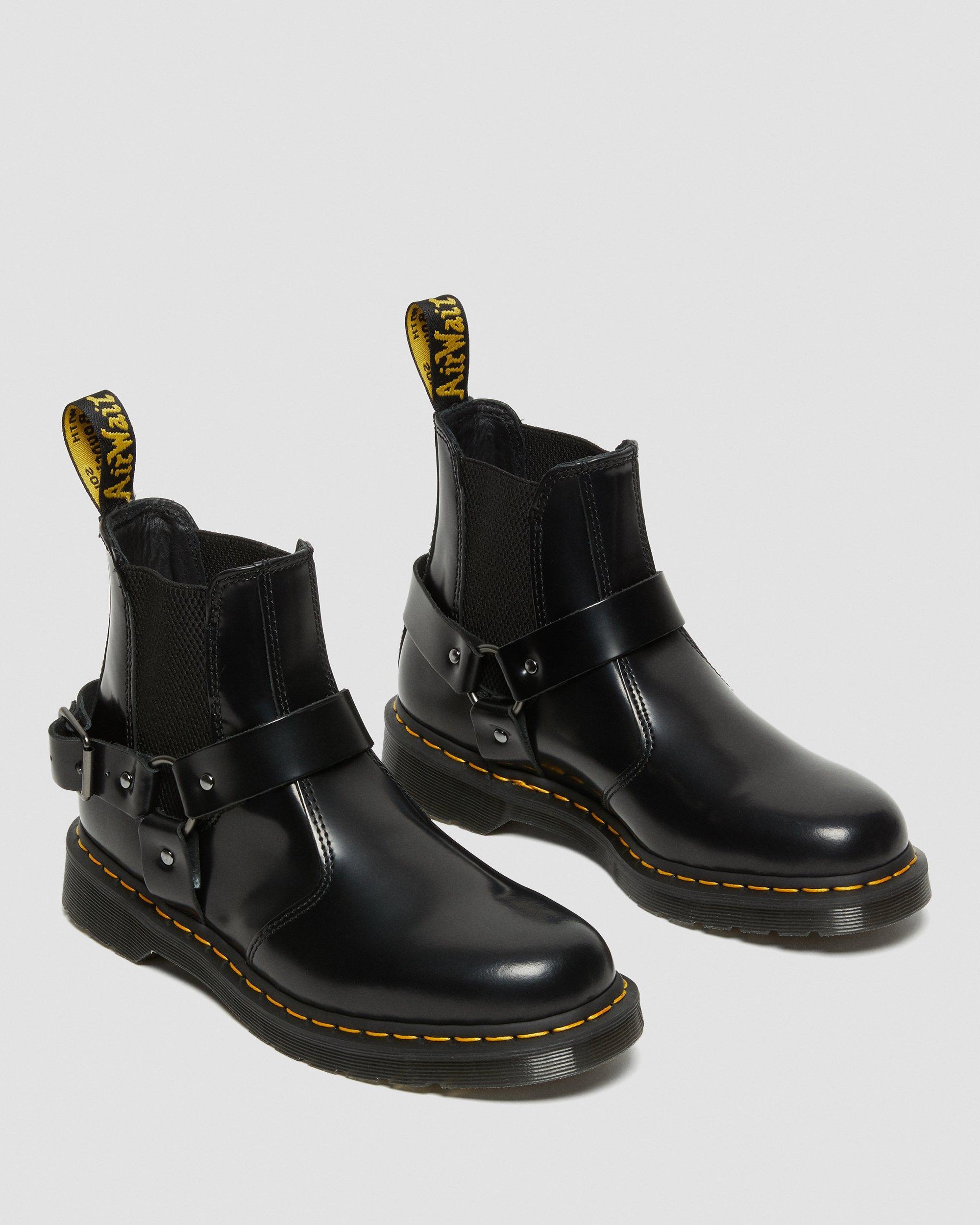 Dr. Martens Wincox Smooth Leather Buckle Boots in Black | Lyst