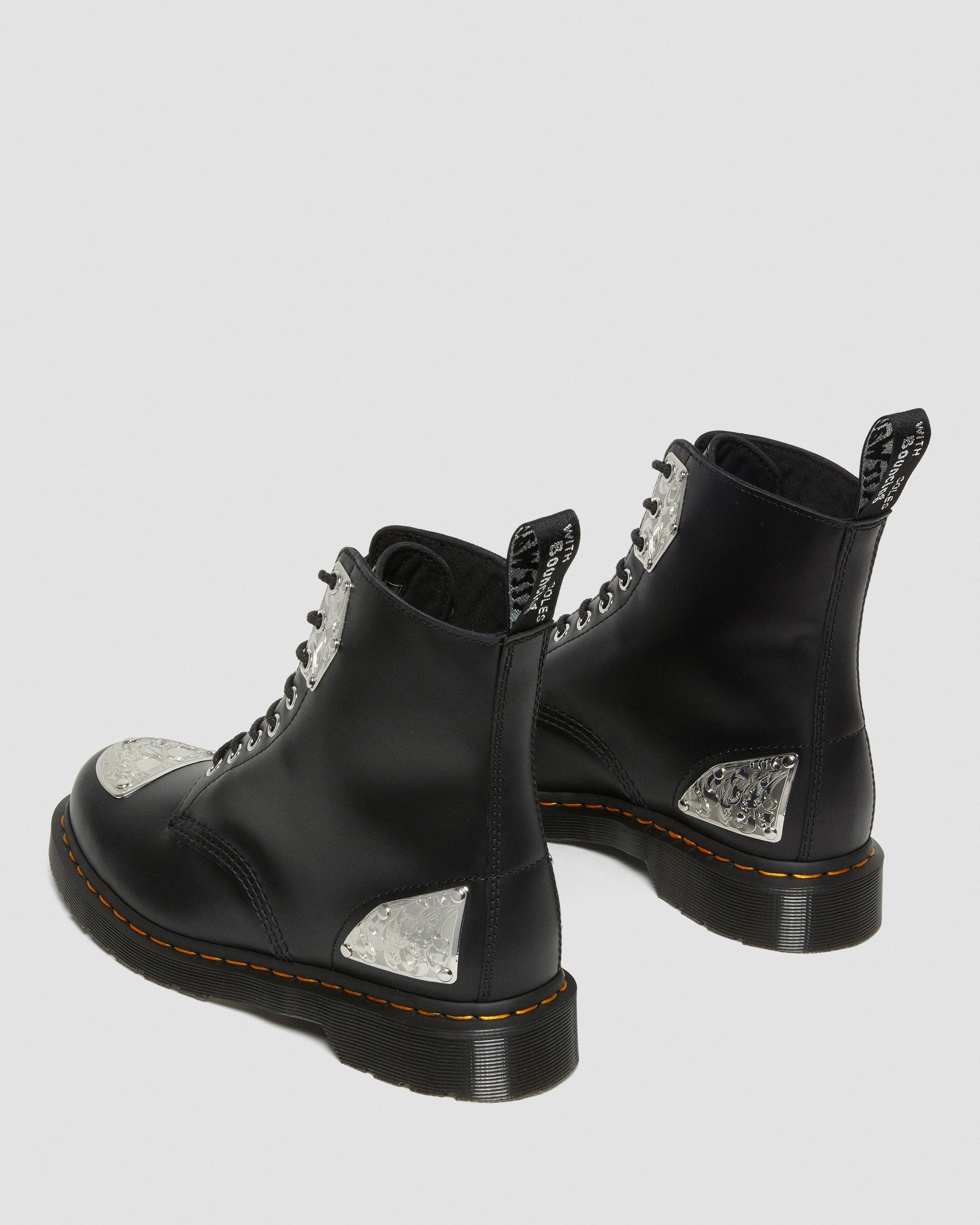 Dr. Martens King Nerd 1460 Leather Lace Up Boots in Black | Lyst