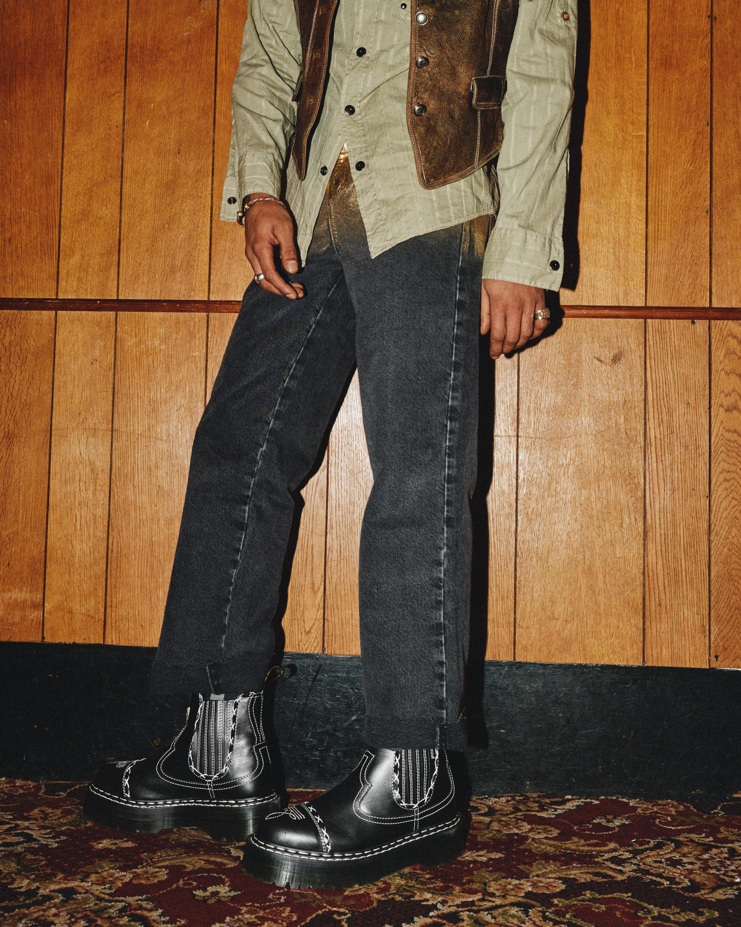 Martens 2976 Contrast Stitch Leather Chelsea Boots in Black