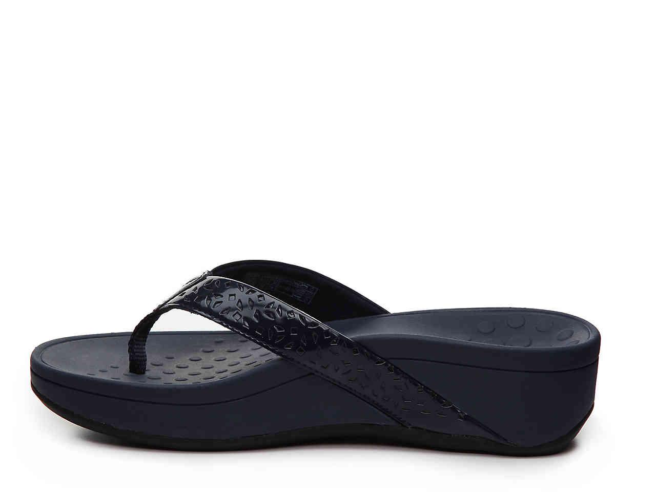 vionic zuma wedge sandal