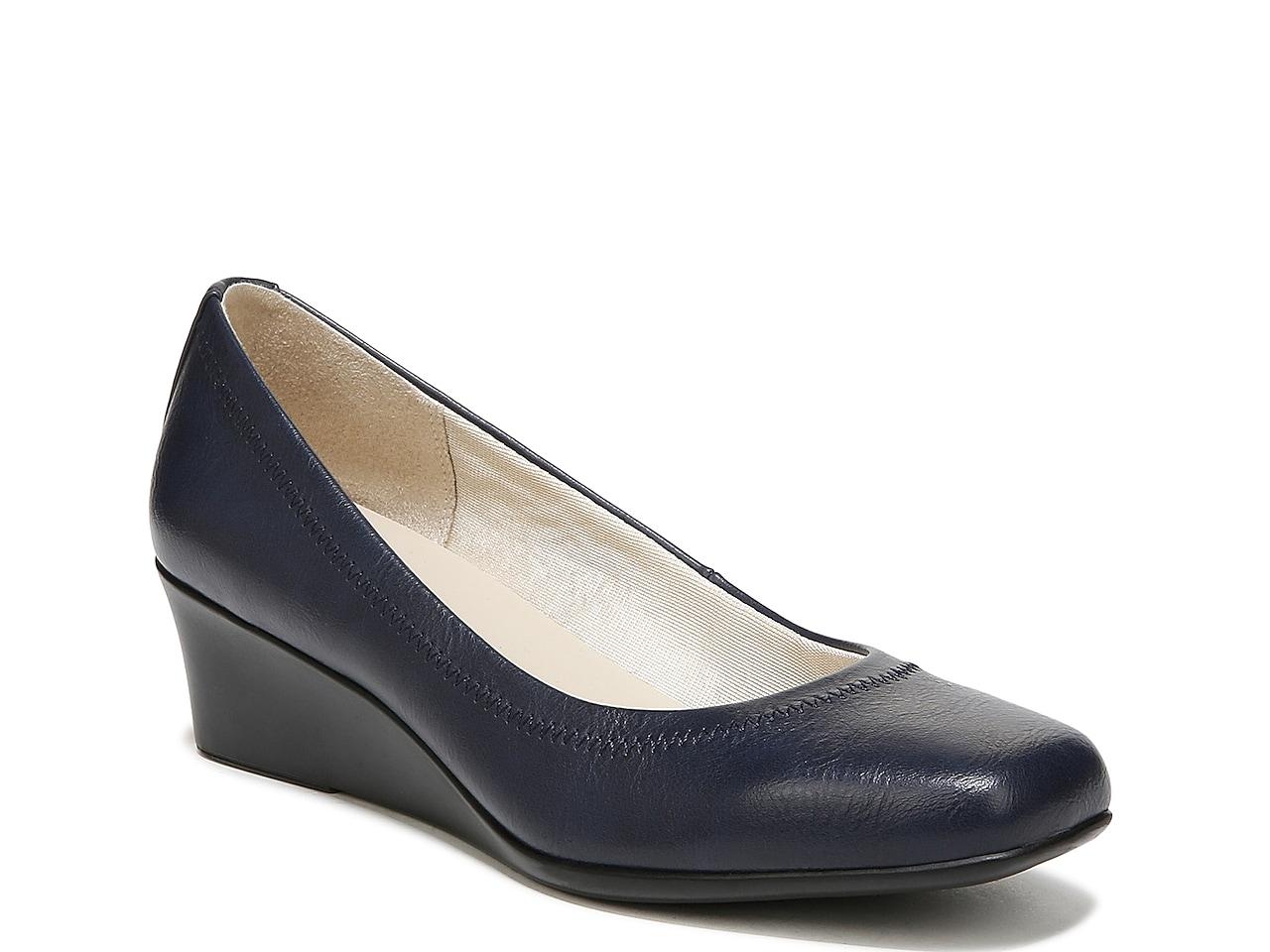 shoes with spring back