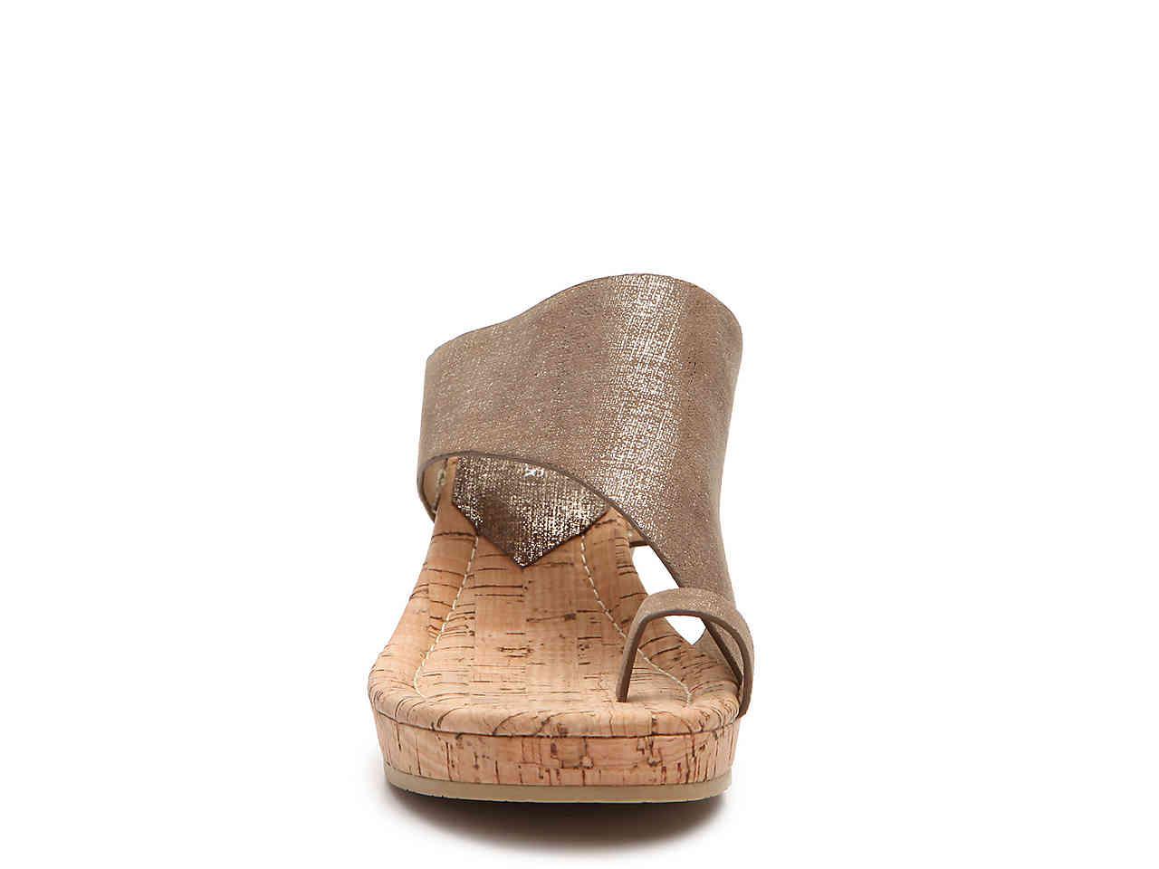 donald pliner gyer wedges