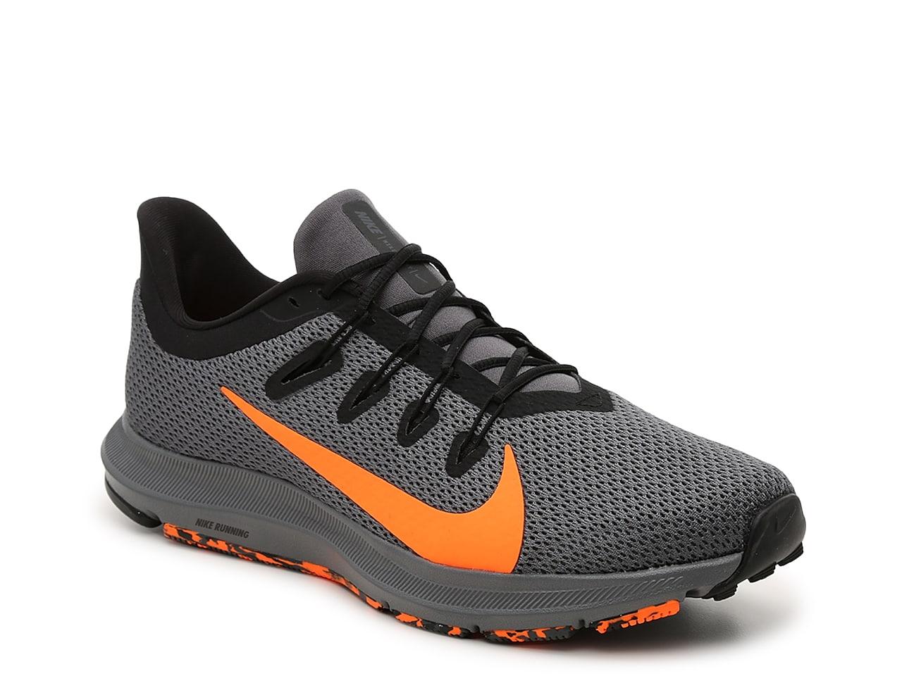 Nike Quest 2 Running Shoe in Gray for 