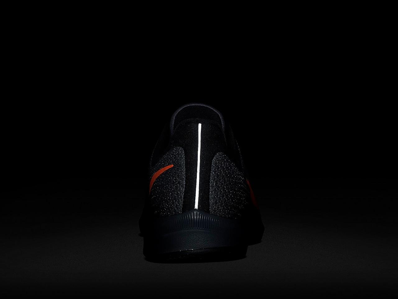 nike running quest 2 black