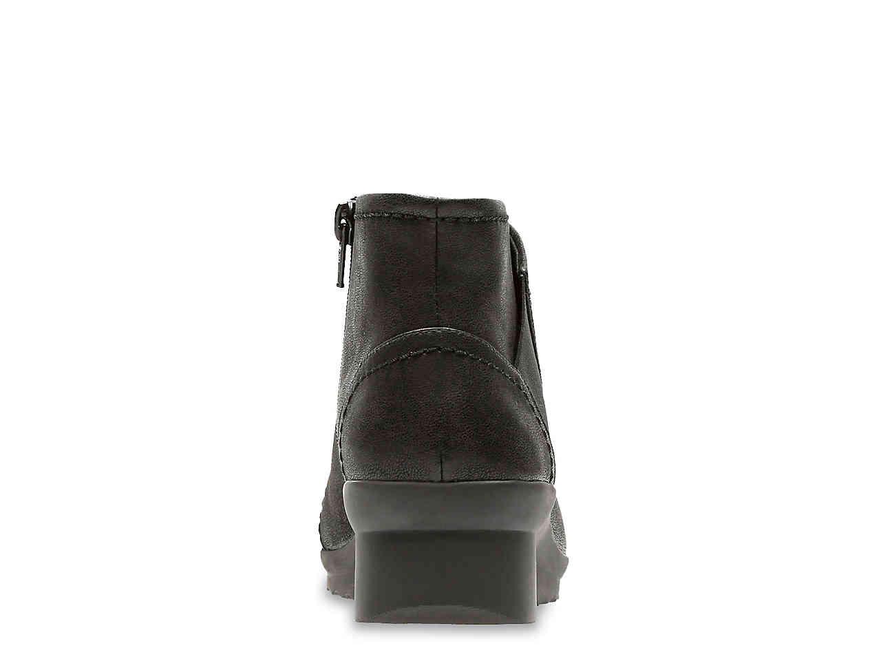 caddell rush wedge bootie